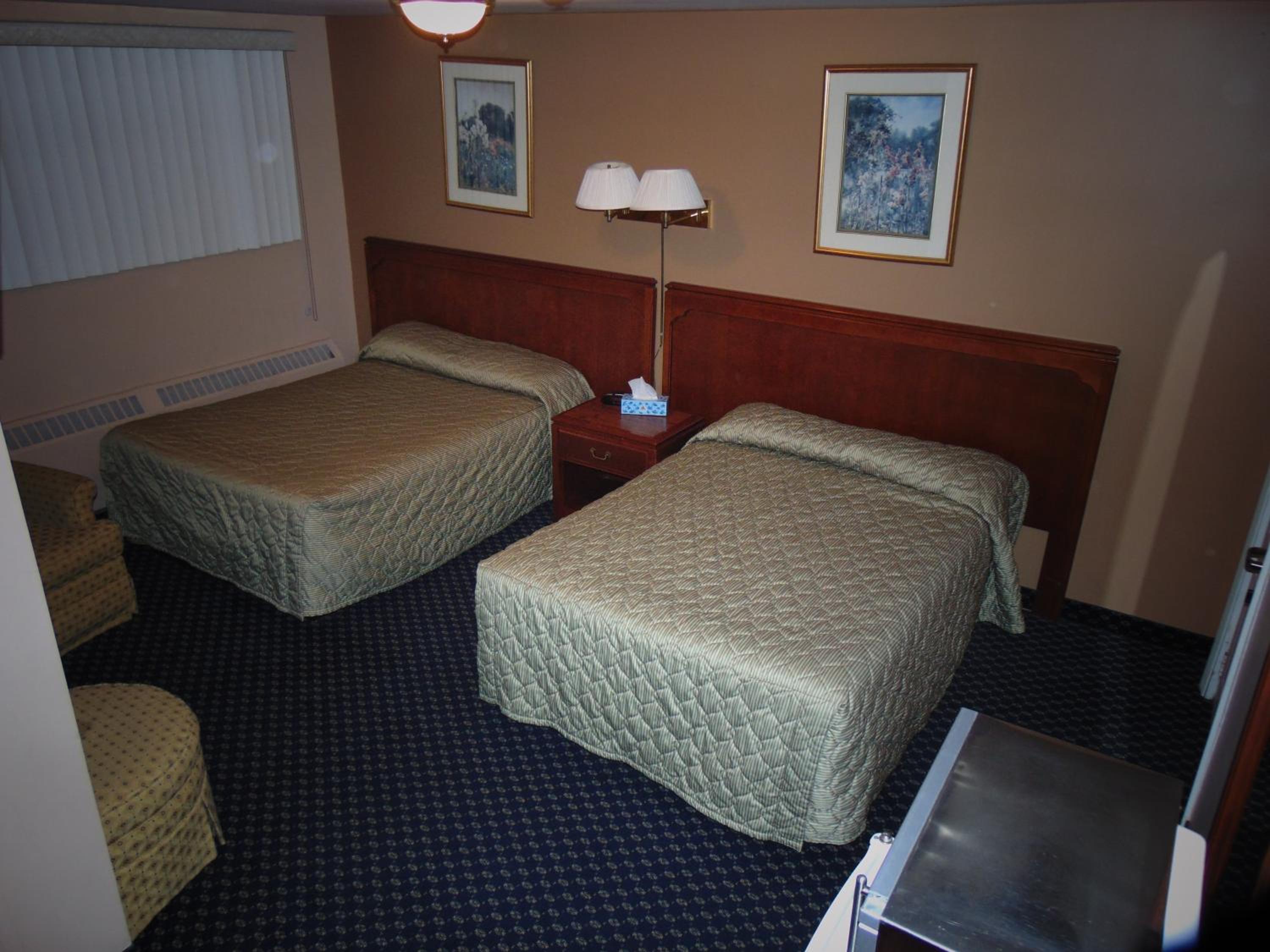 Canadiana Motel