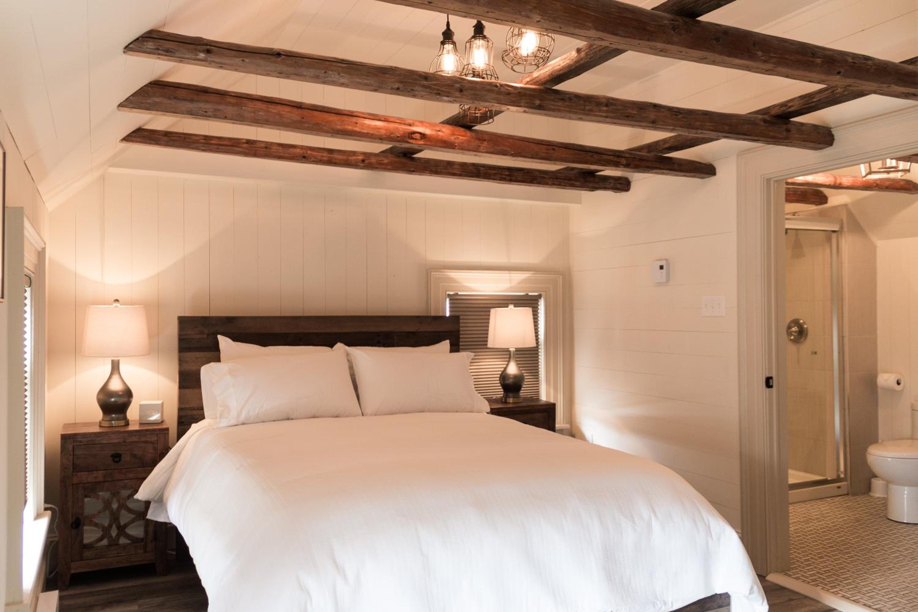 Russelltown Inn
