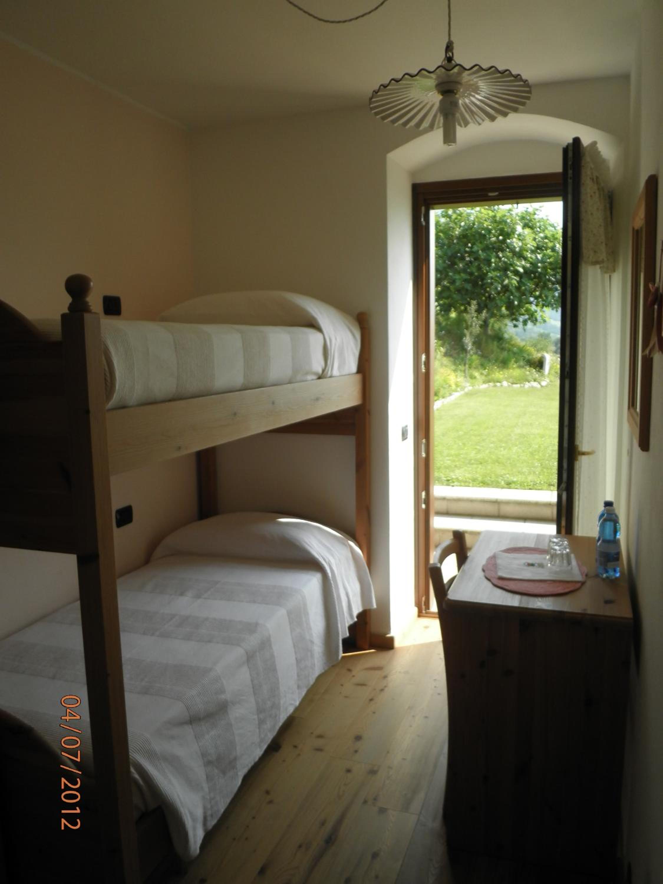 Photo 34