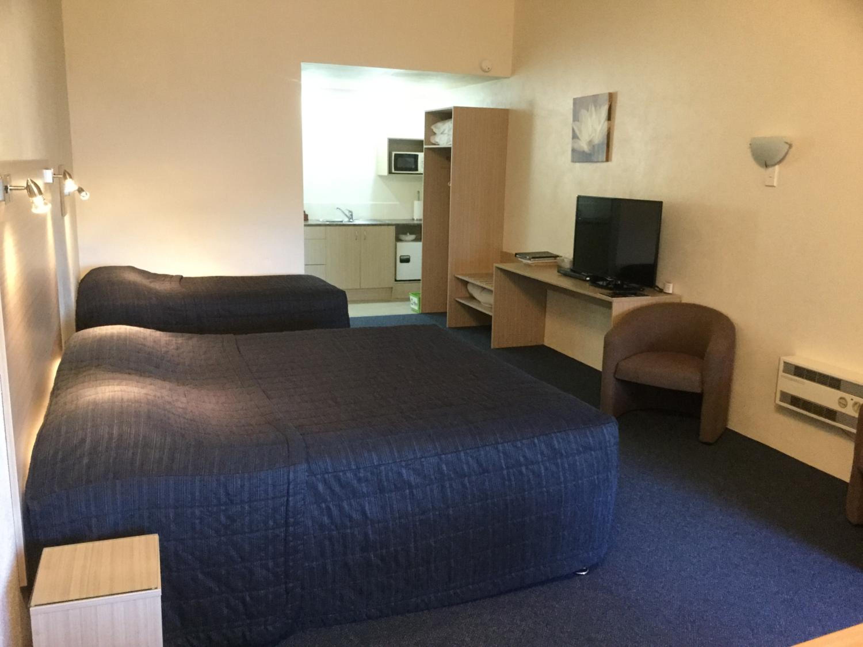 Captains Quarters Motor Inn