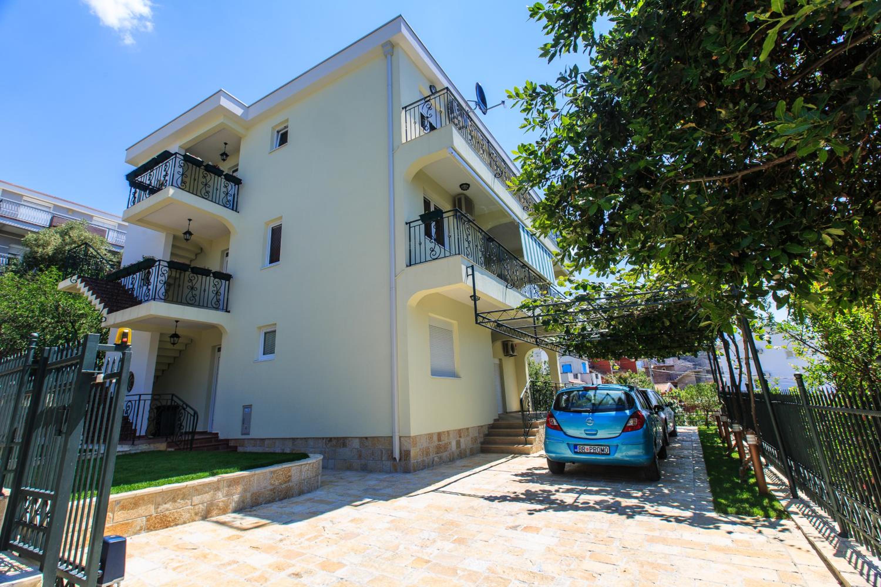 Hotel Apartments Aleksić - Image 1