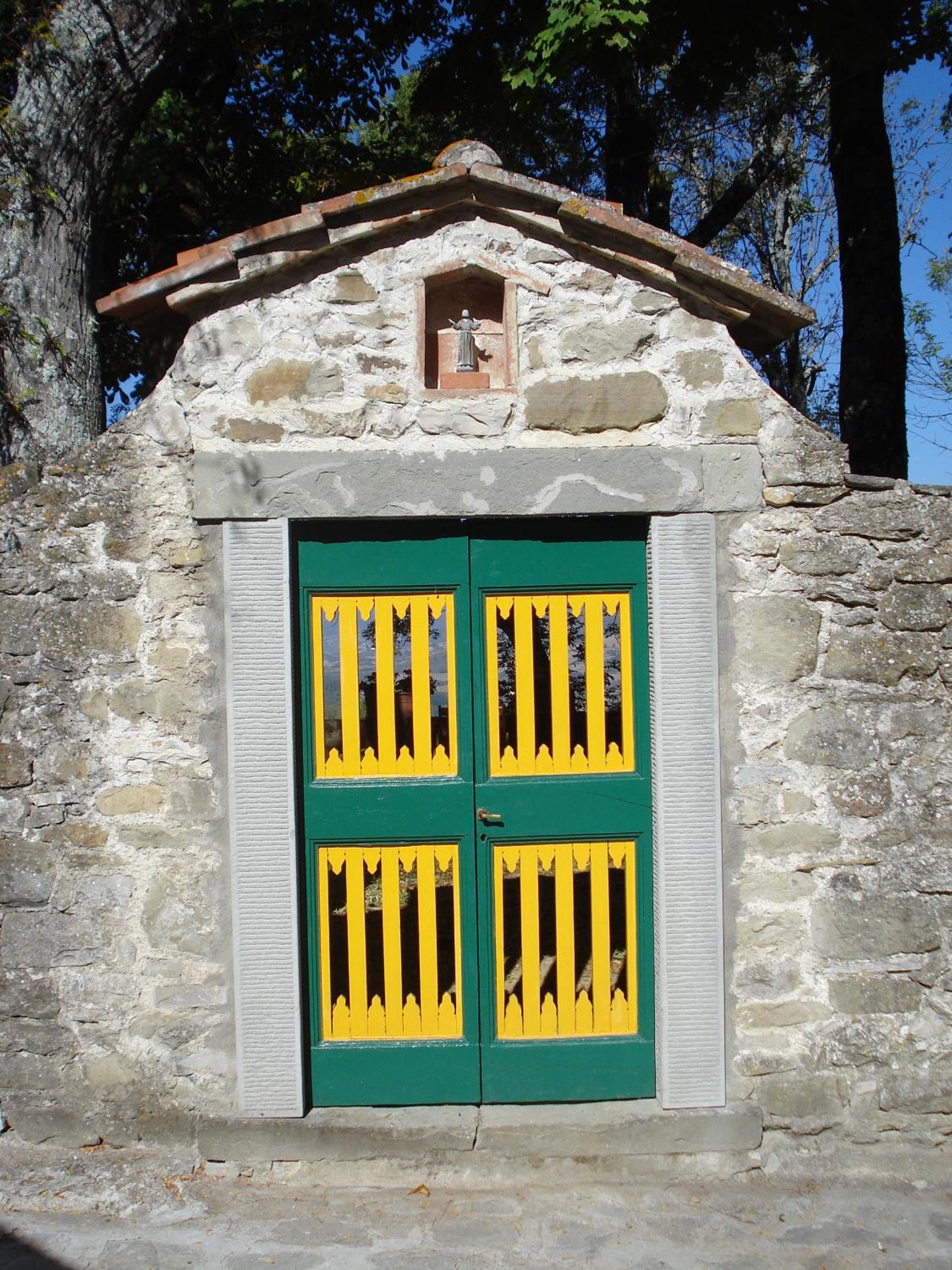 Castello di Sarna view 2