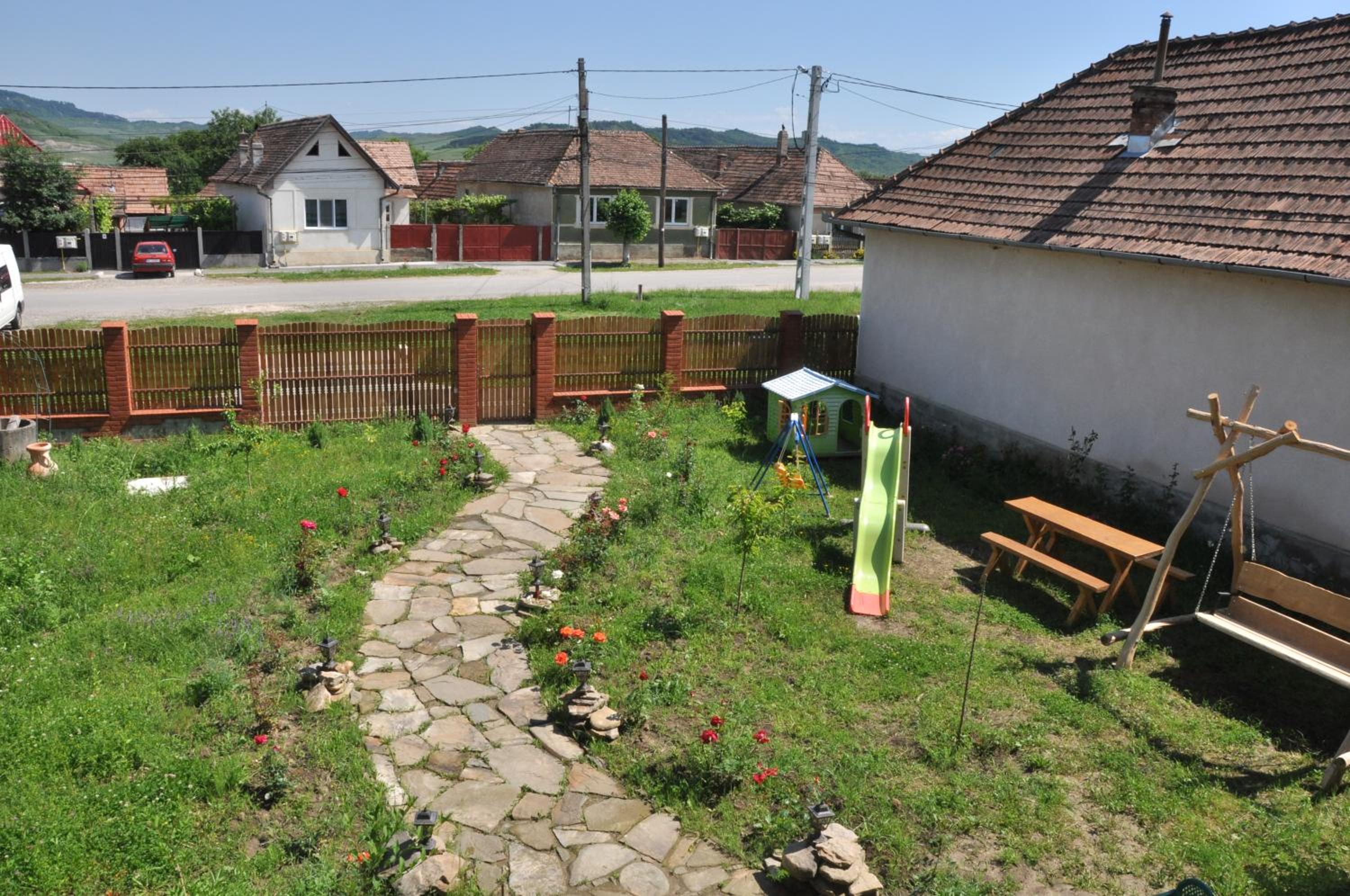 Photo 37