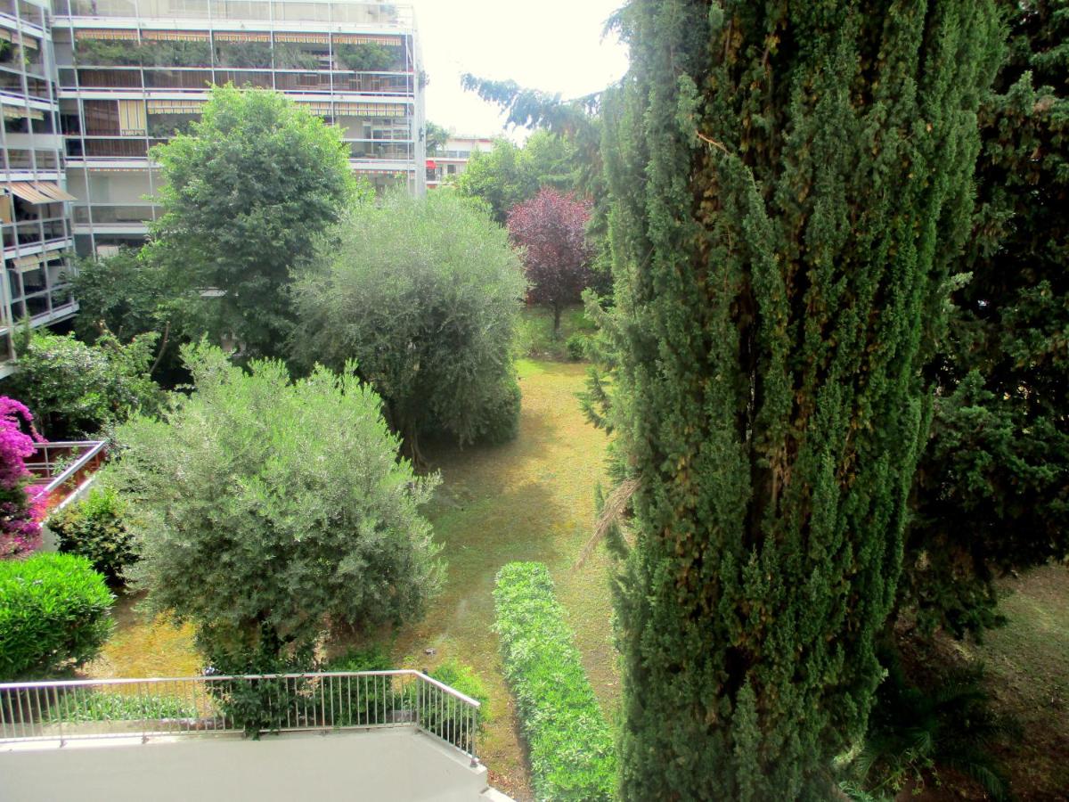 logement climatisé à Juan les Pins dans résidence avec piscine