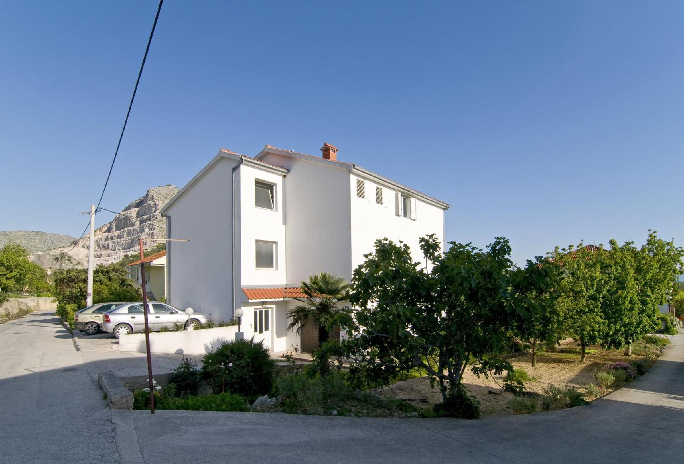 Hotel Apartment Mihanovic