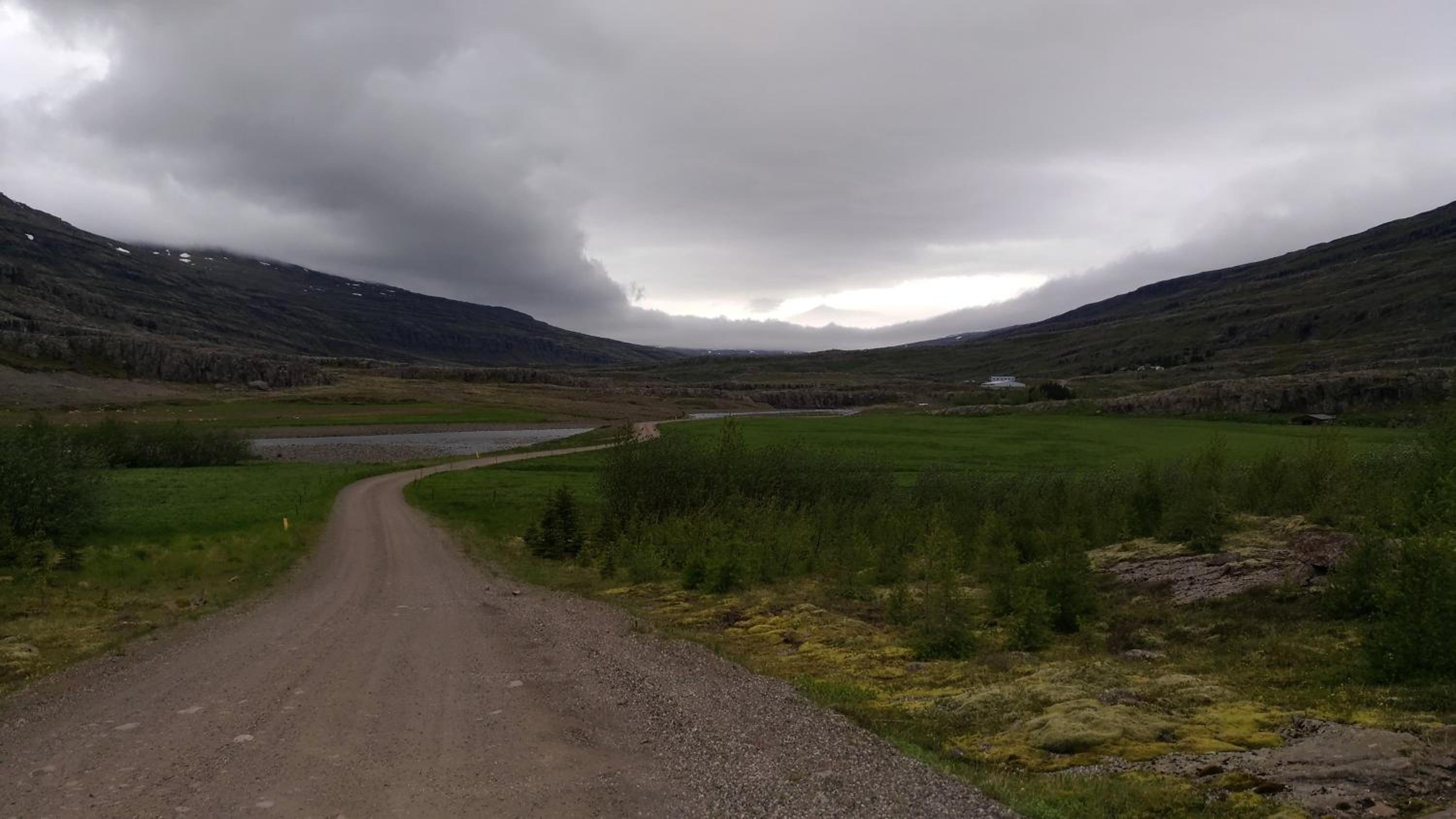 Fossardalur Guesthouse