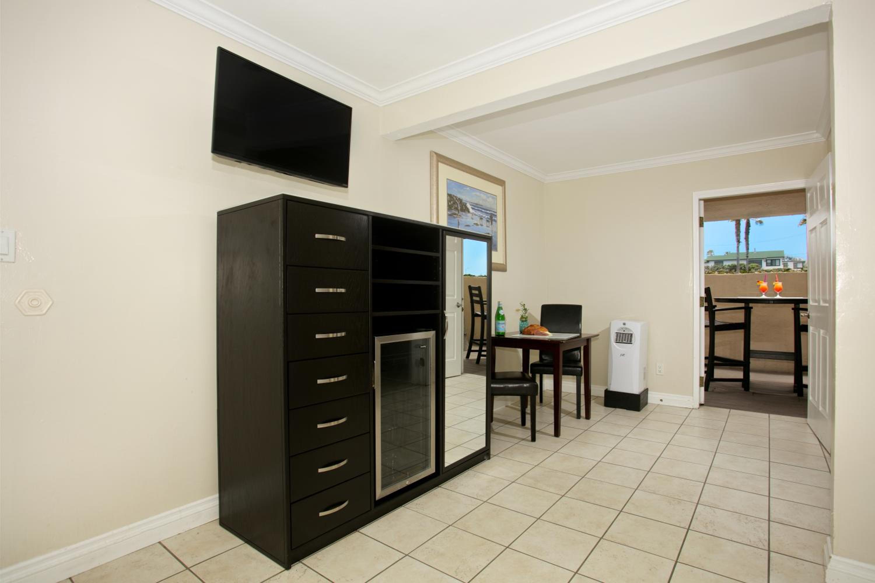 Ocean Beach Hotel, 写真 39