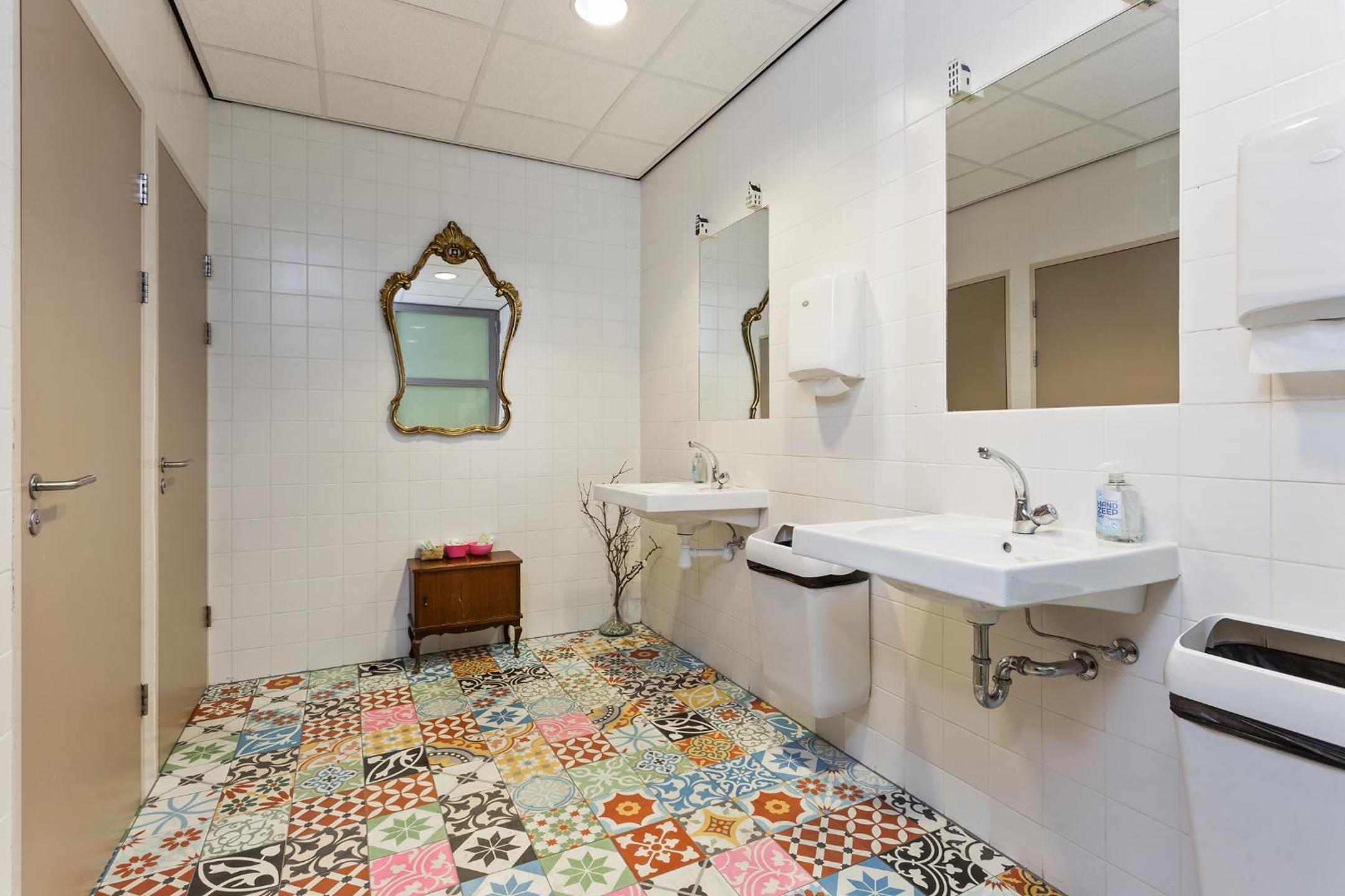 Hostelle - women only hostel Amsterdam