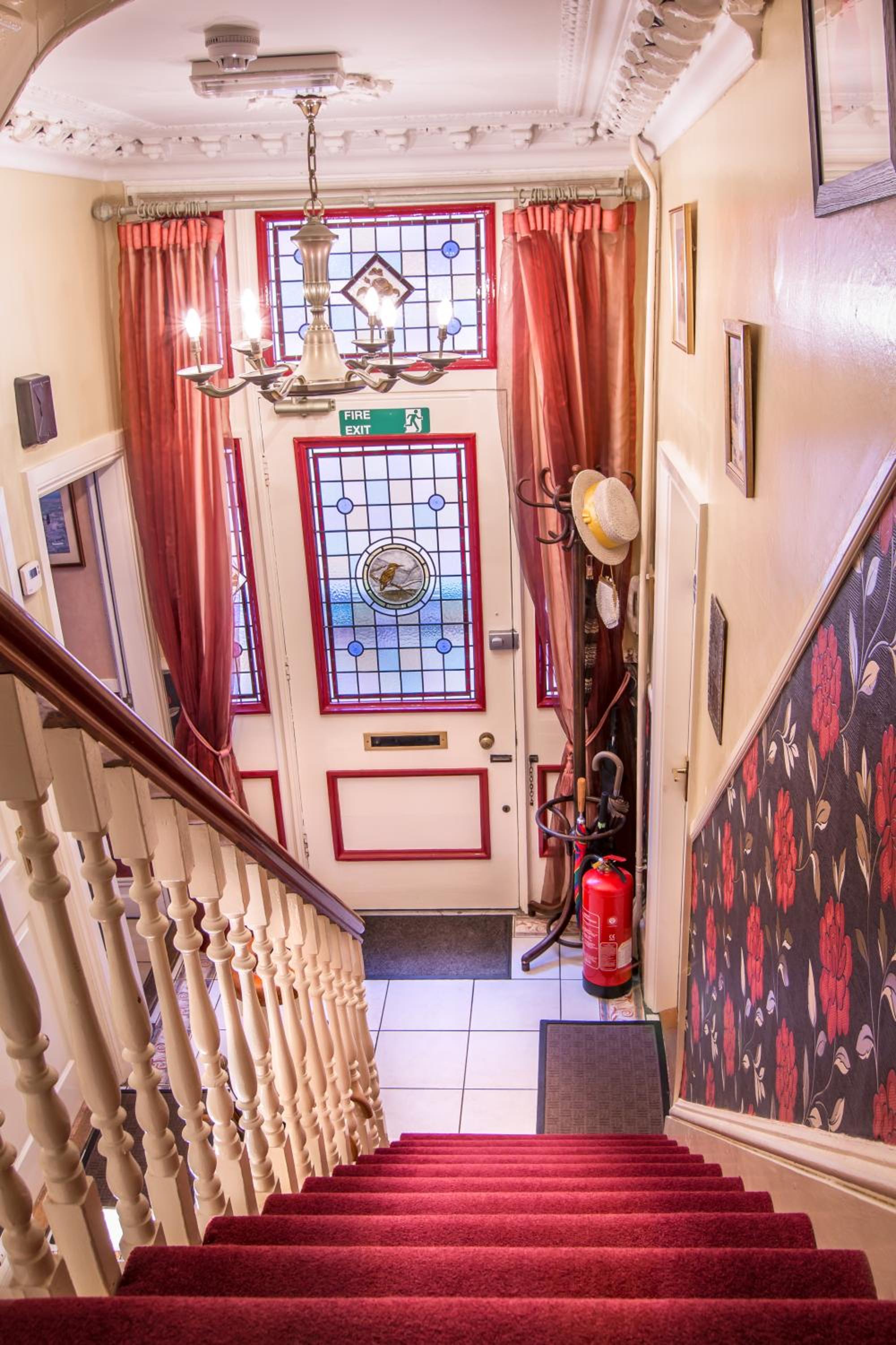 Creston Villa Guest House