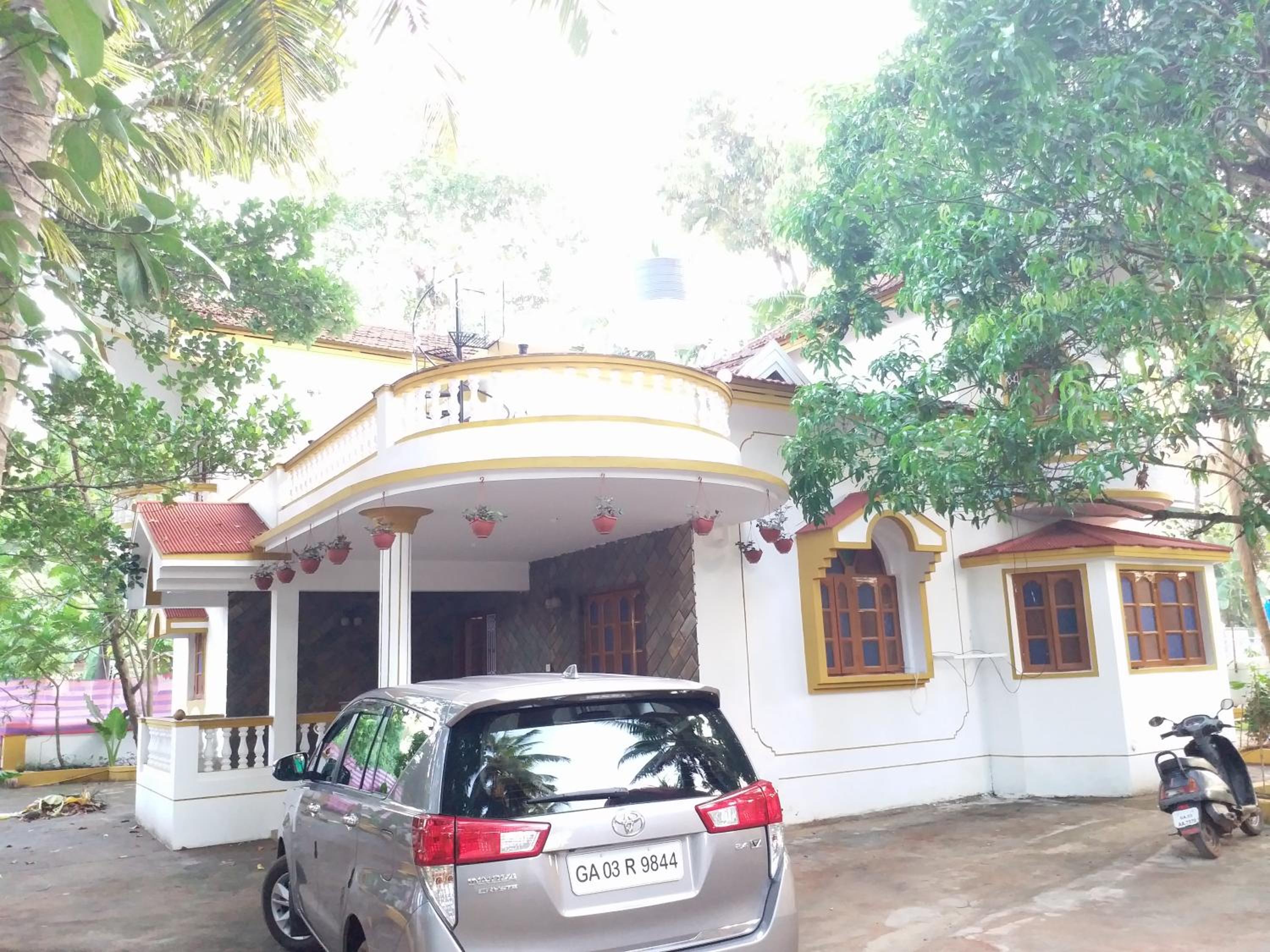 GR Stays 4bhk Private Villa with Private Jacuzzi Pool BAGA view 3