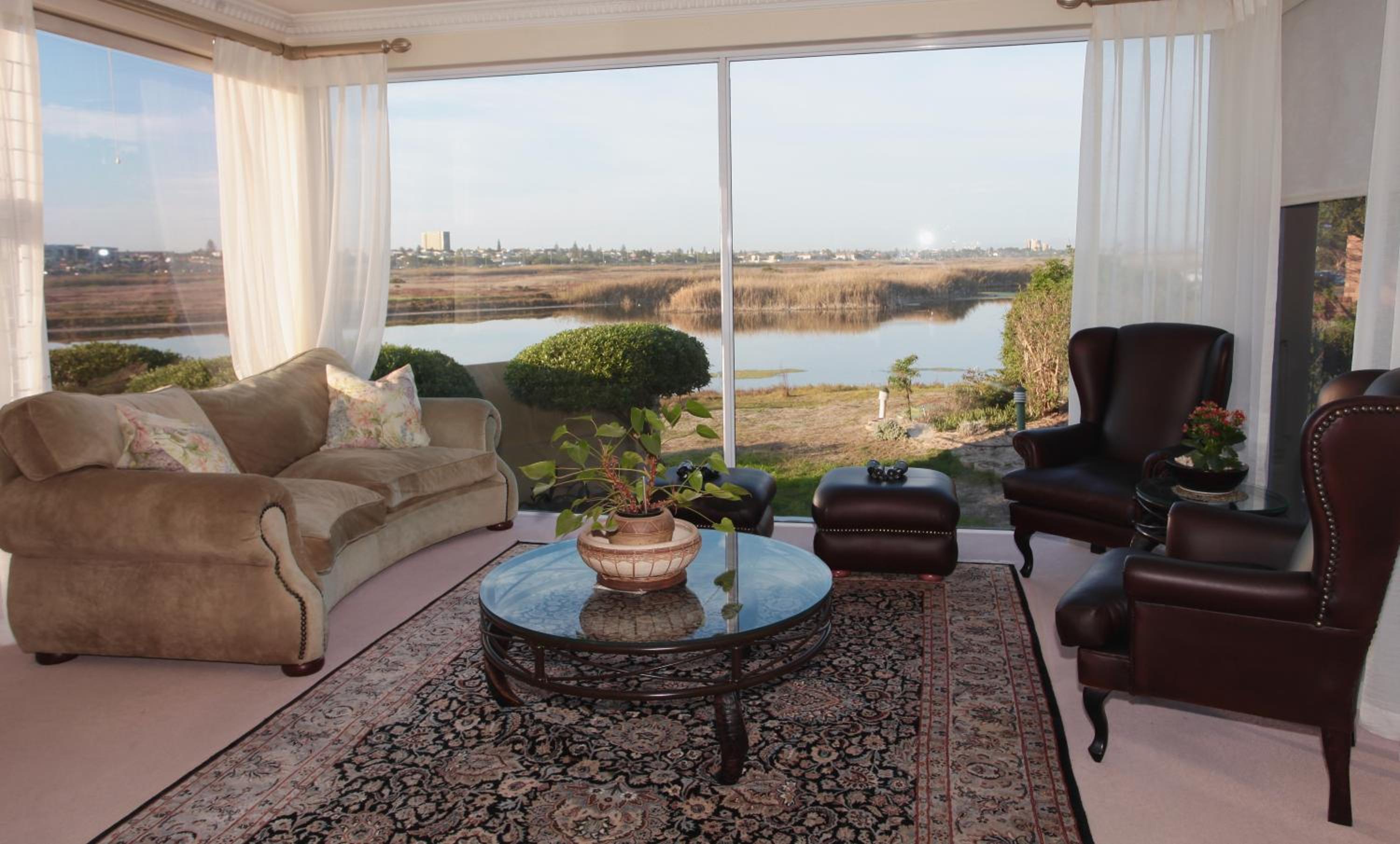 Cinnamon House Bed & Breakfast