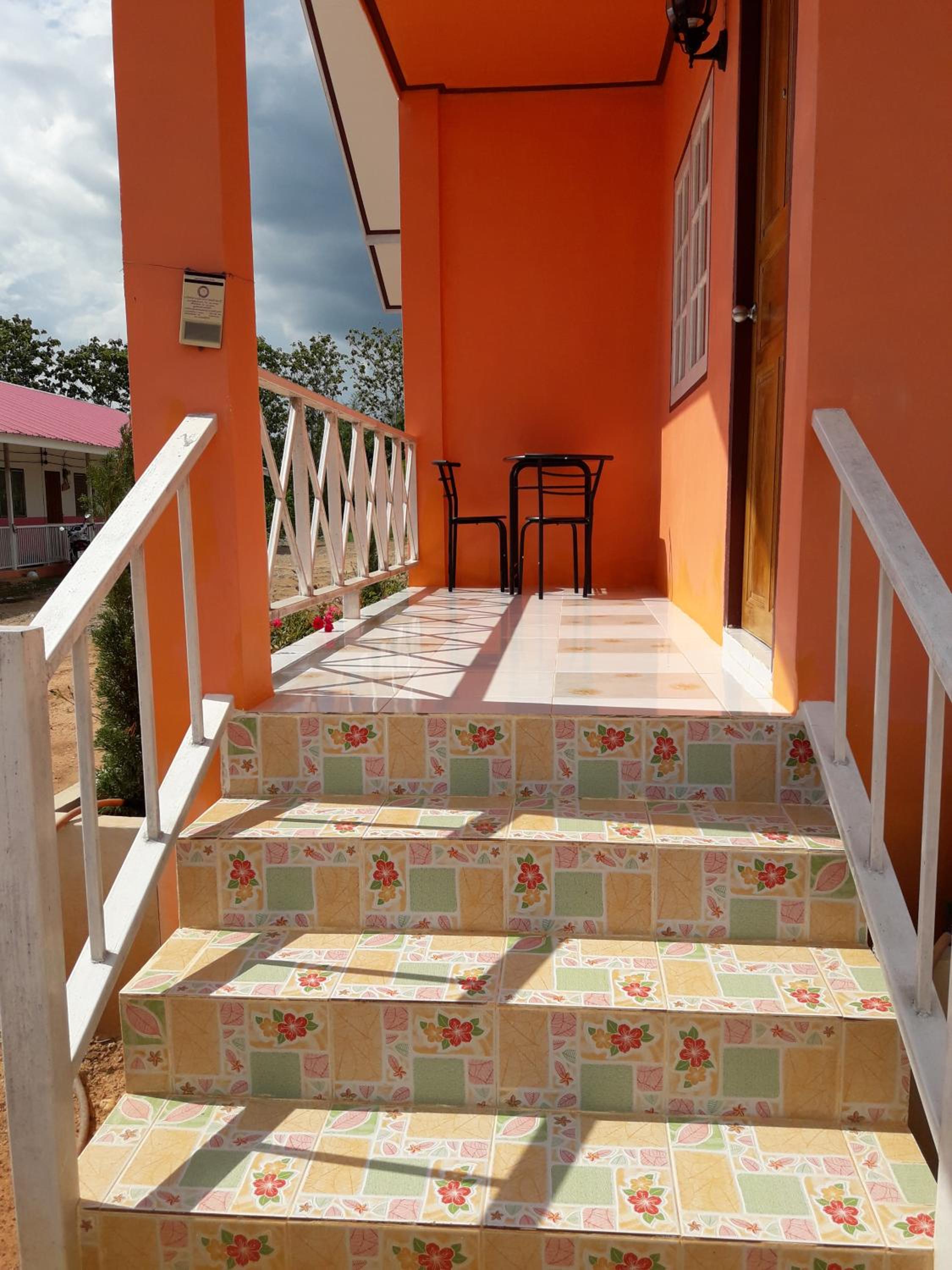 Chanakarn Guesthouse Sangkhla Buri view 3