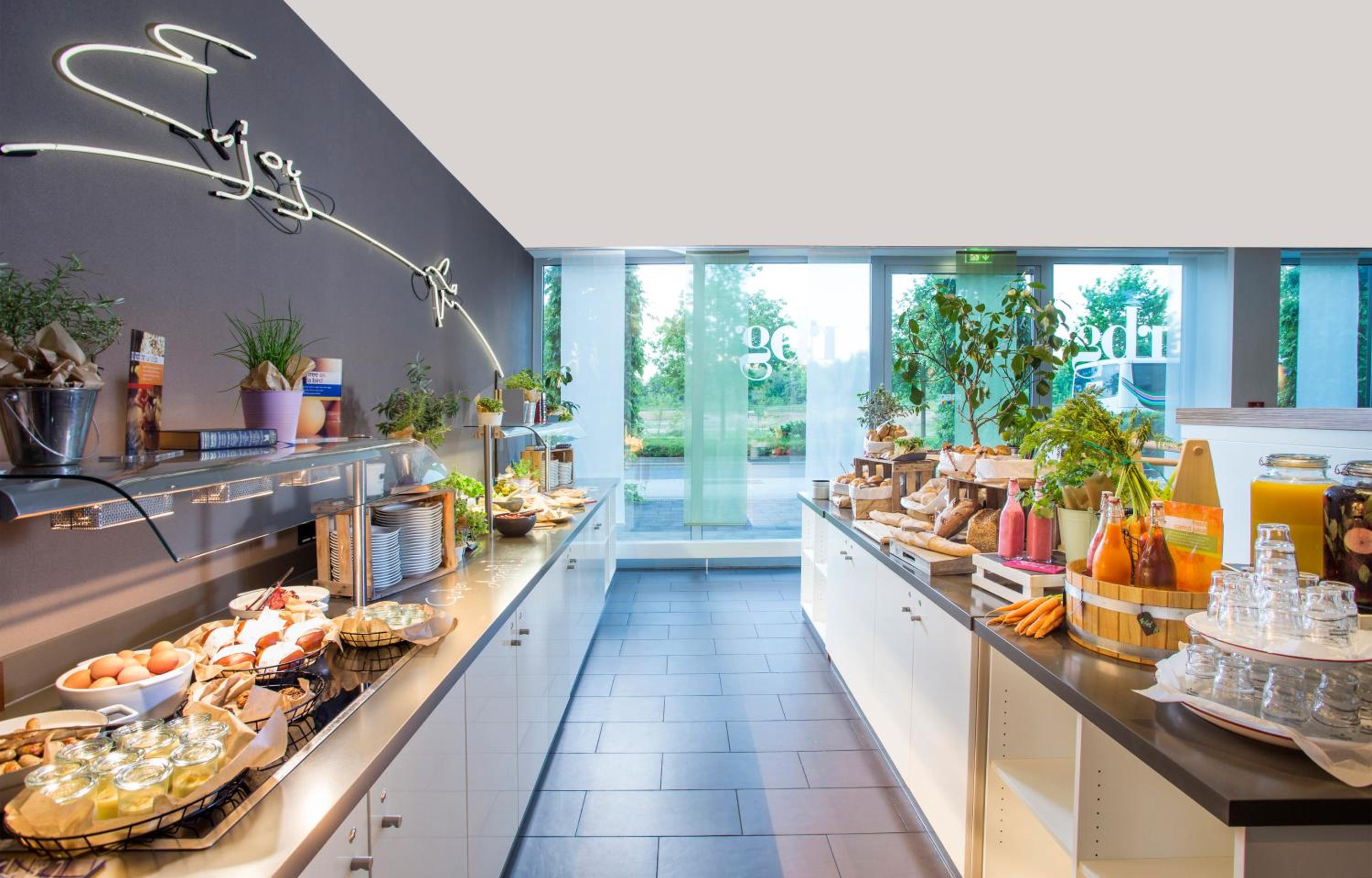 Park Inn by Radisson Frankfurt Airport - Property Image 21