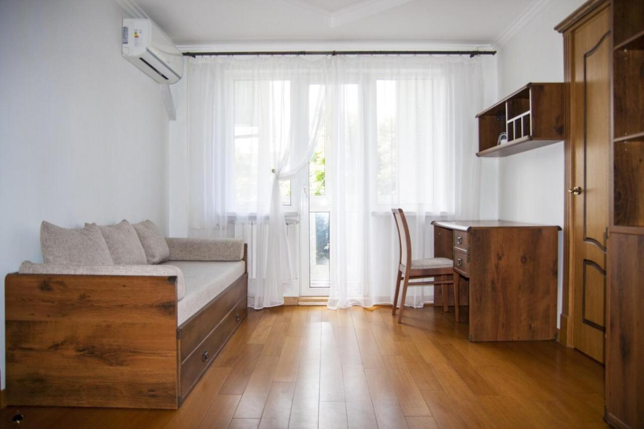 Apartment on Vandy Vasylevskoi Street 3 view 4
