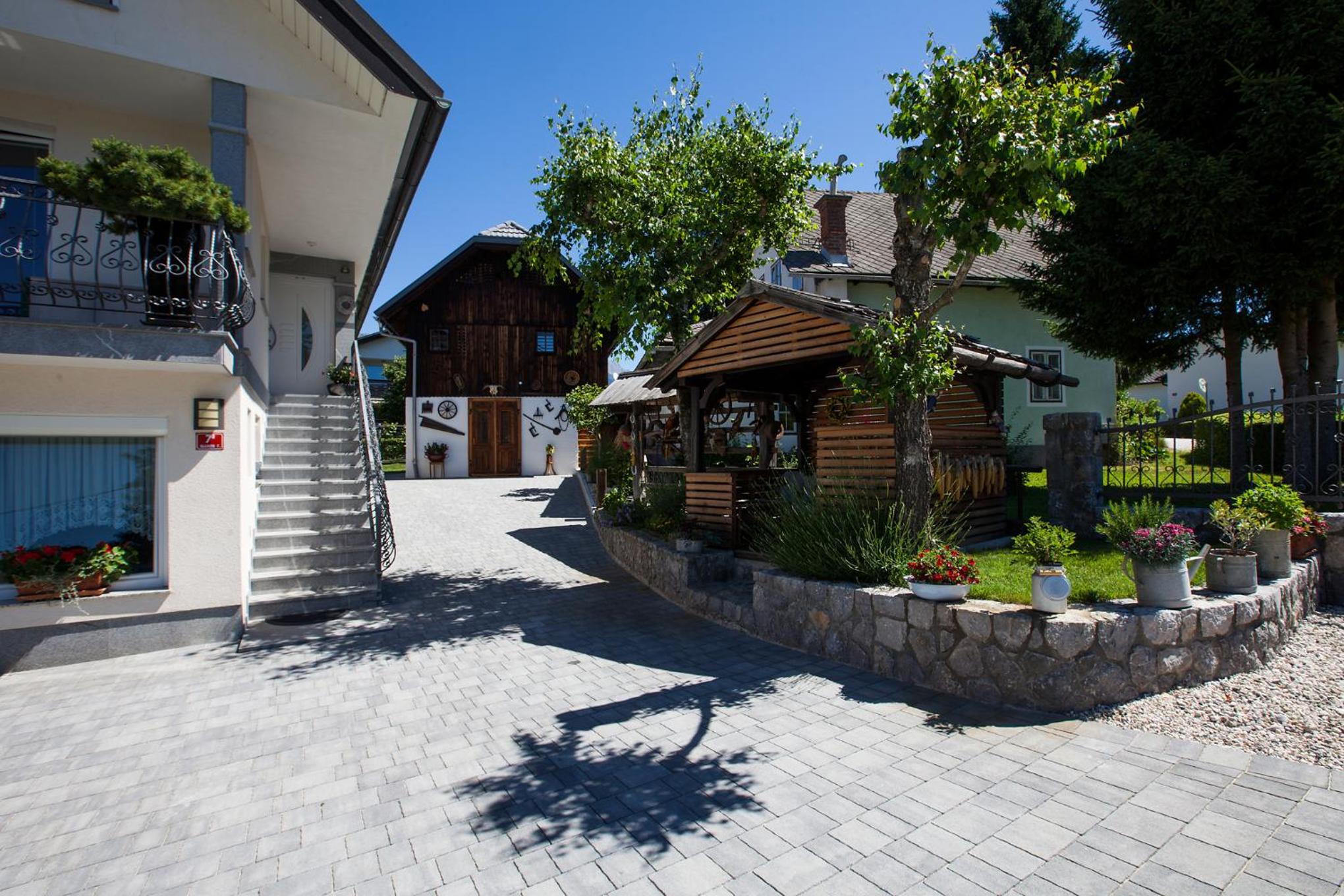 Photo 21