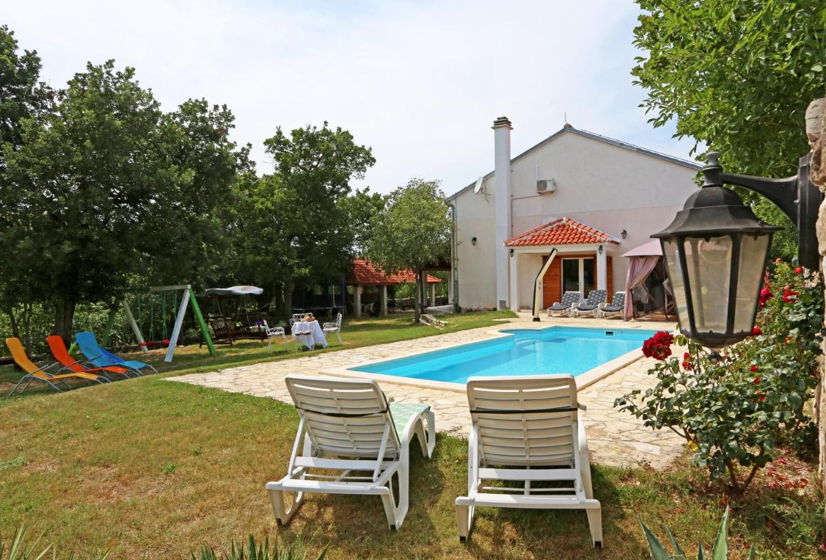 Hotel Holiday Home Krka Waterfalls