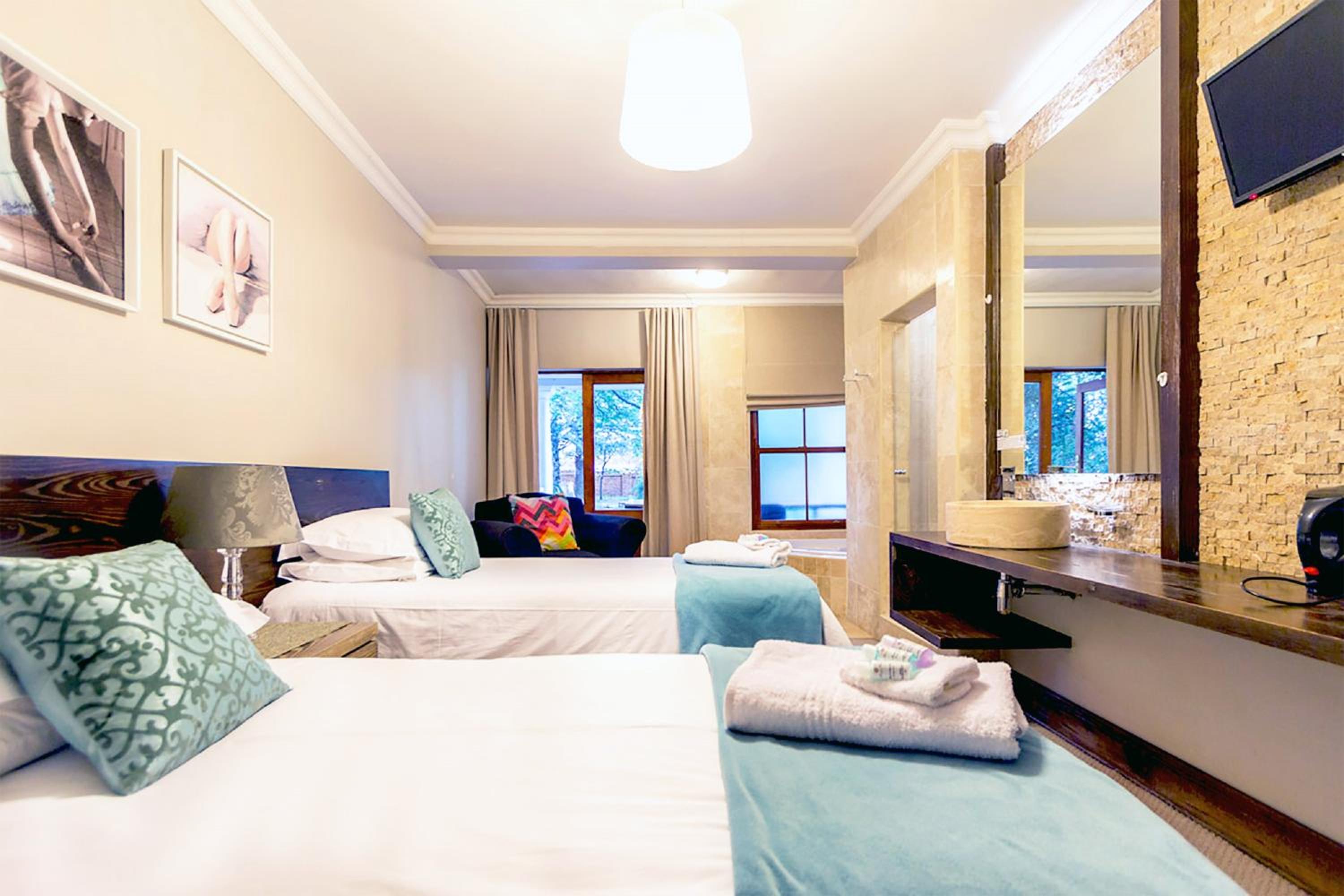OR Tambo Guest House