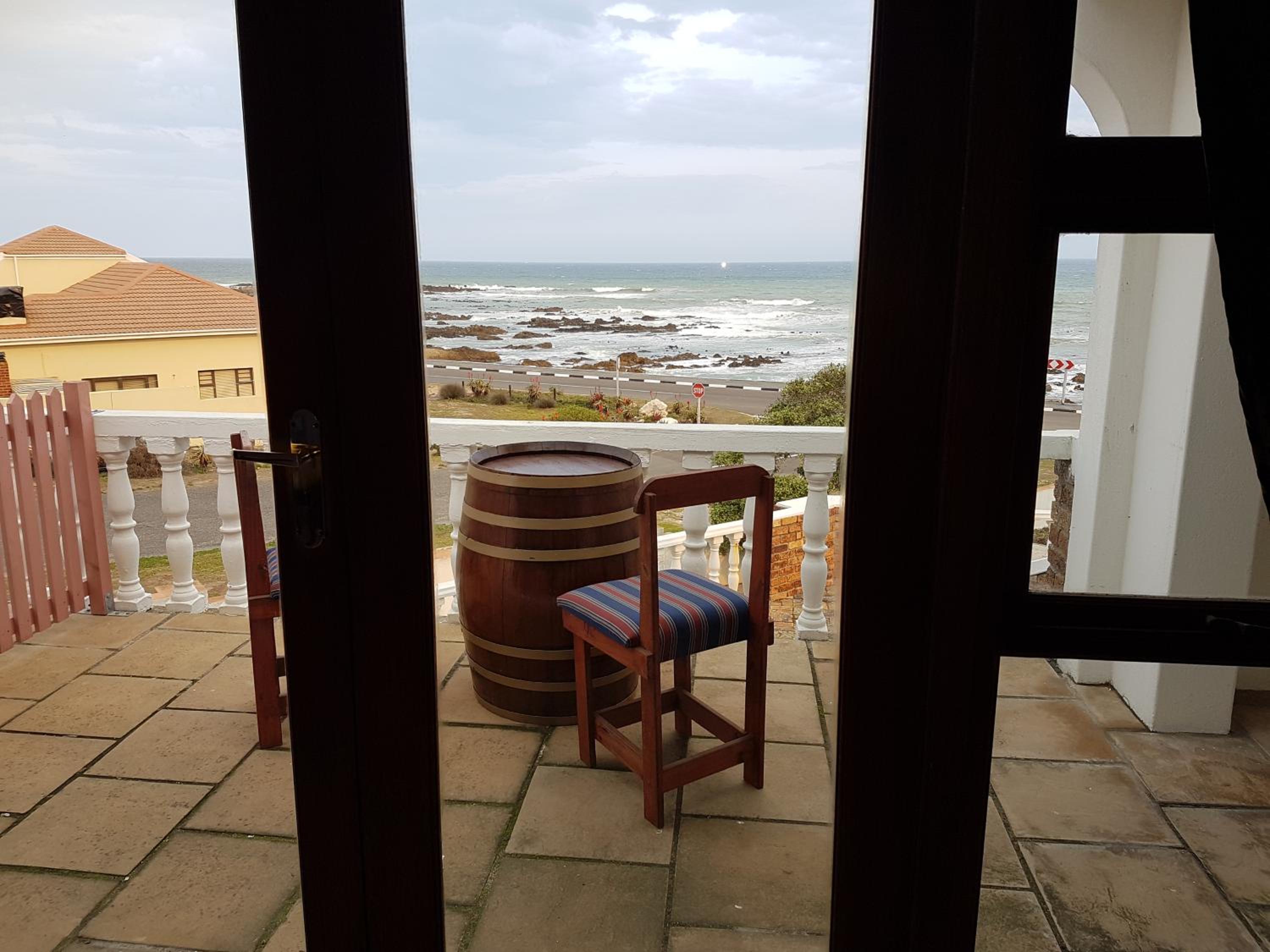 Walkerbay Accommodation