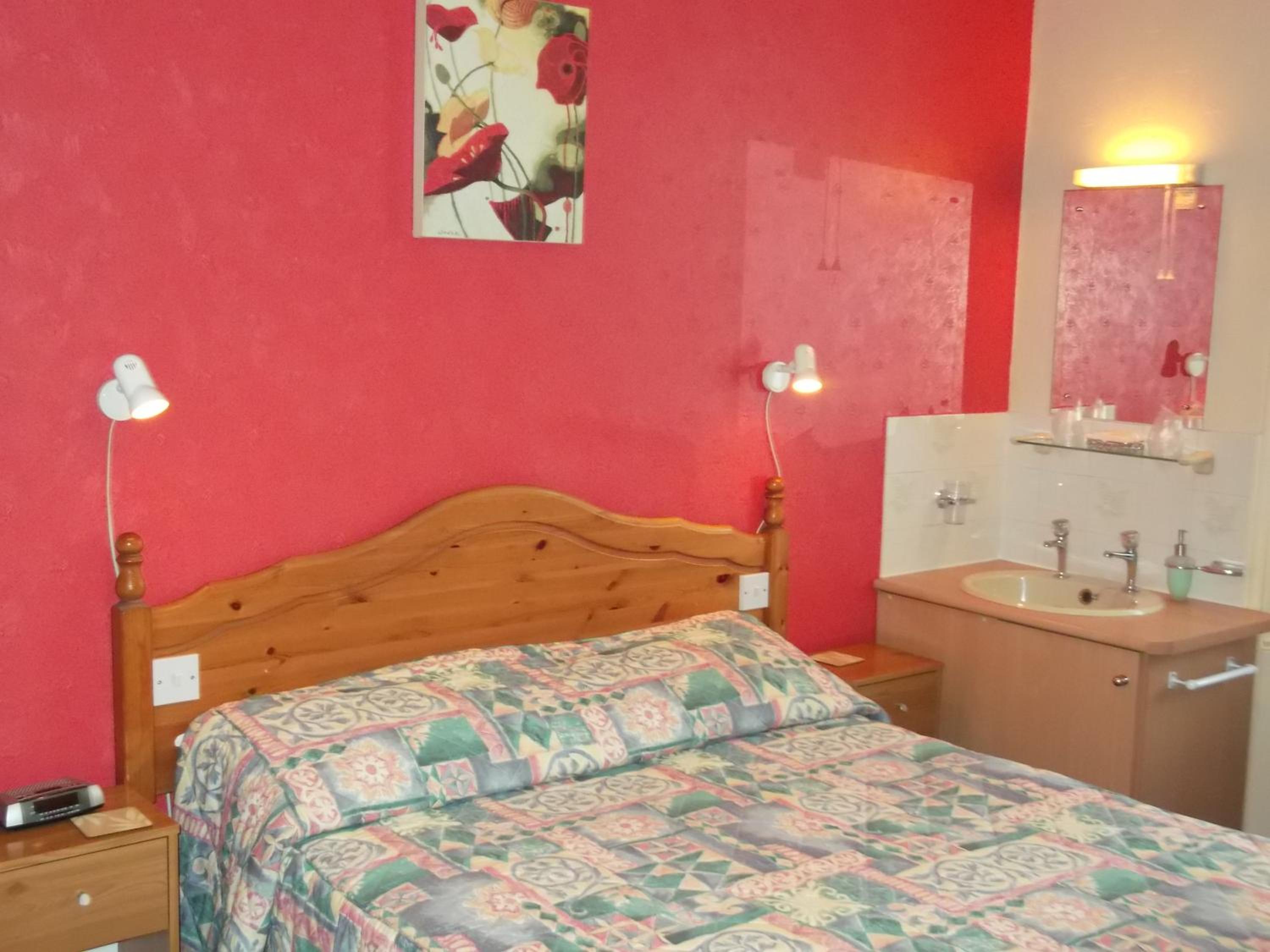Photo 12