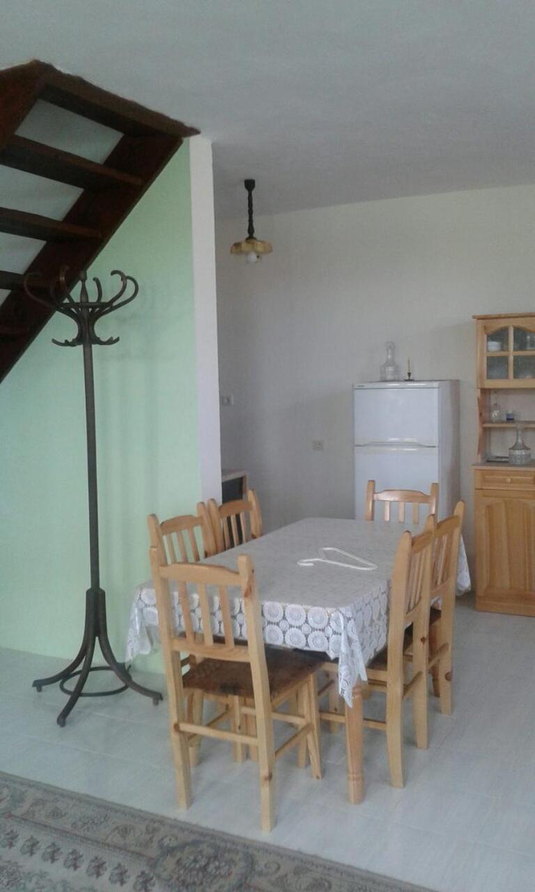 Agalina Sea House