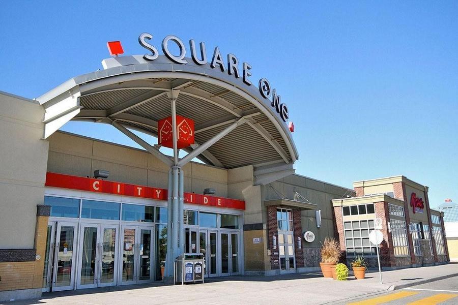 Royal Stays Furnished Apartments - Square One
