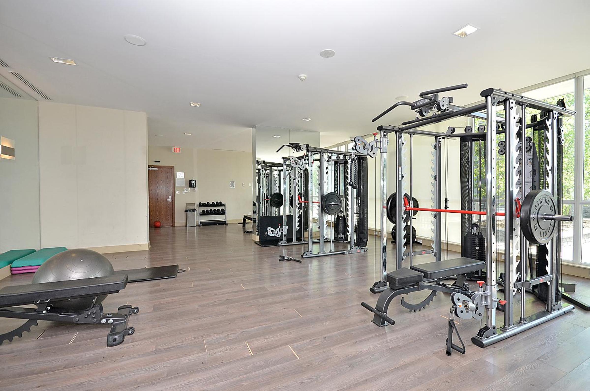 Royal Stays Furnished Apartments - Square One