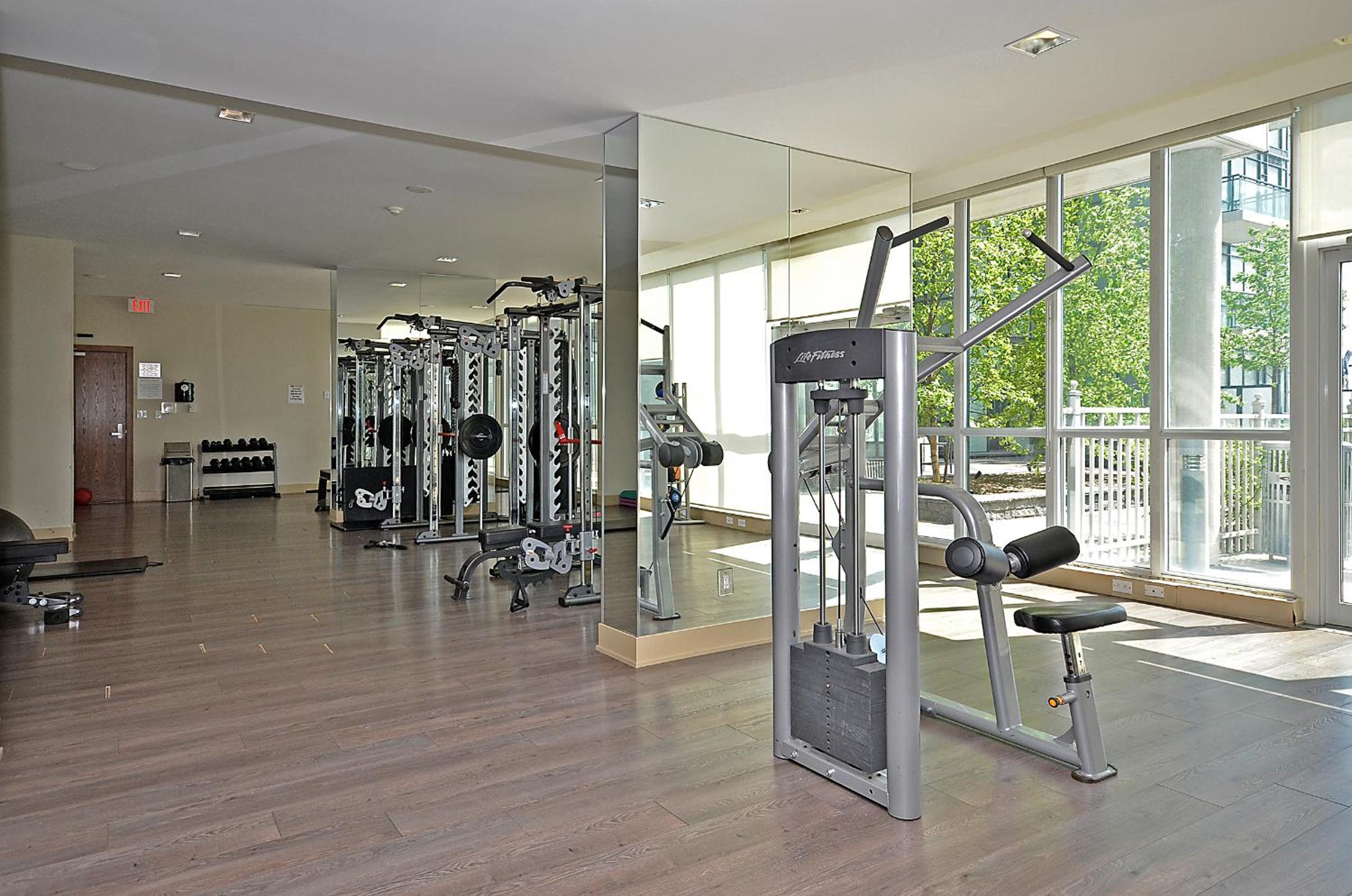 Royal Stays Furnished Apartments - Square One