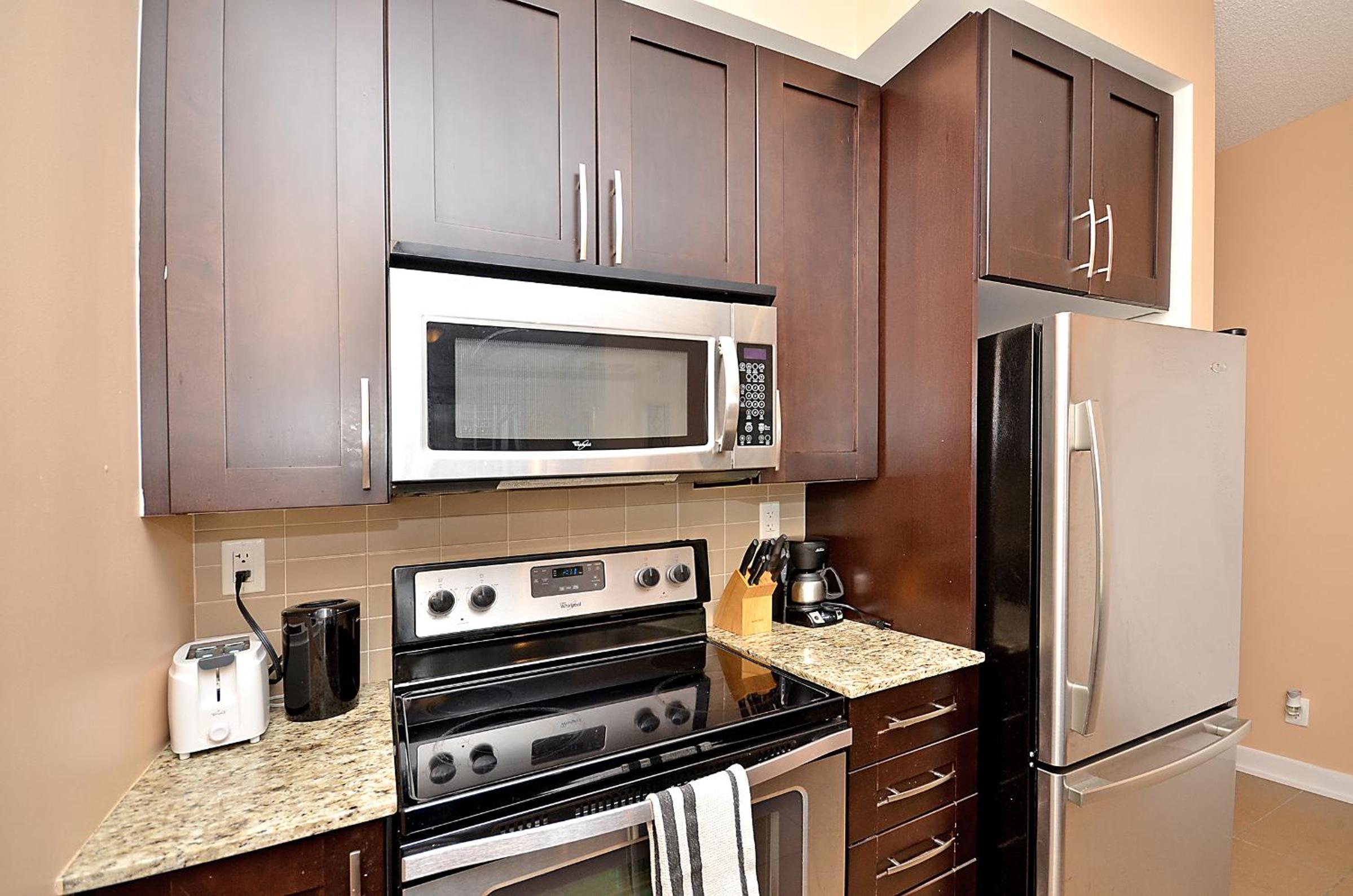 Royal Stays Furnished Apartments - Square One