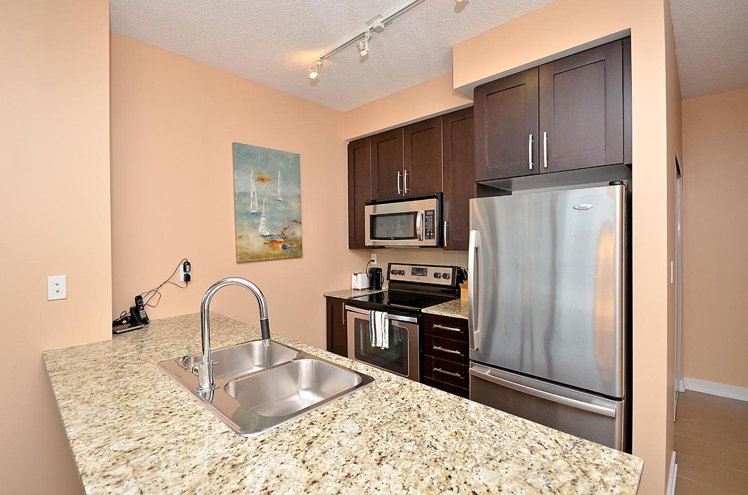 Royal Stays Furnished Apartments - Square One