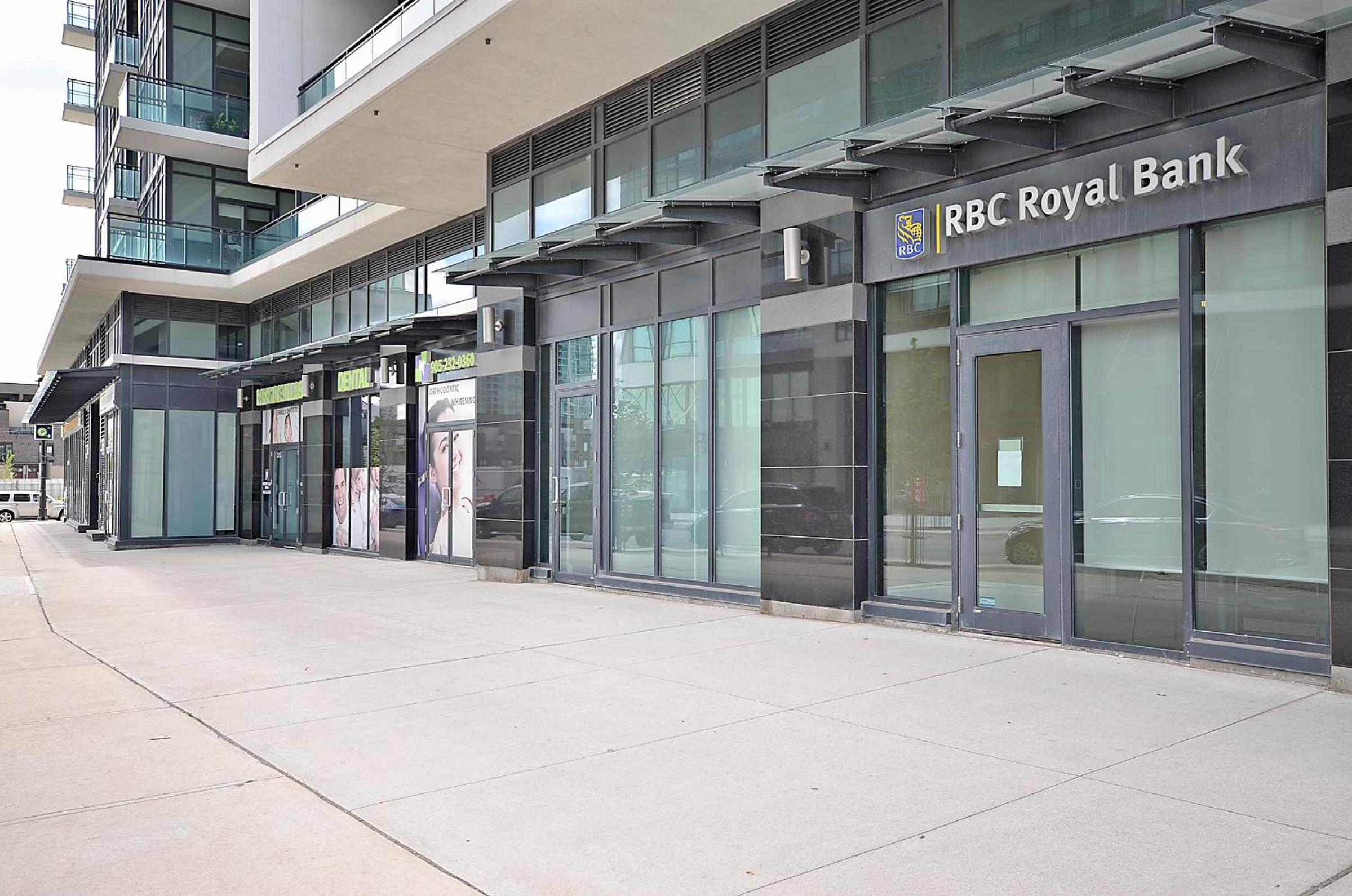 Royal Stays Furnished Apartments - Square One