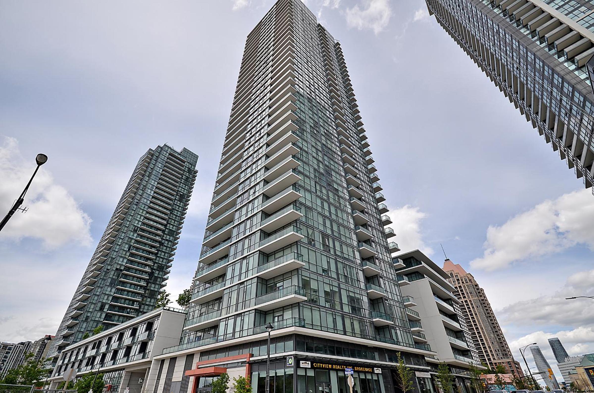 Royal Stays Furnished Apartments - Square One