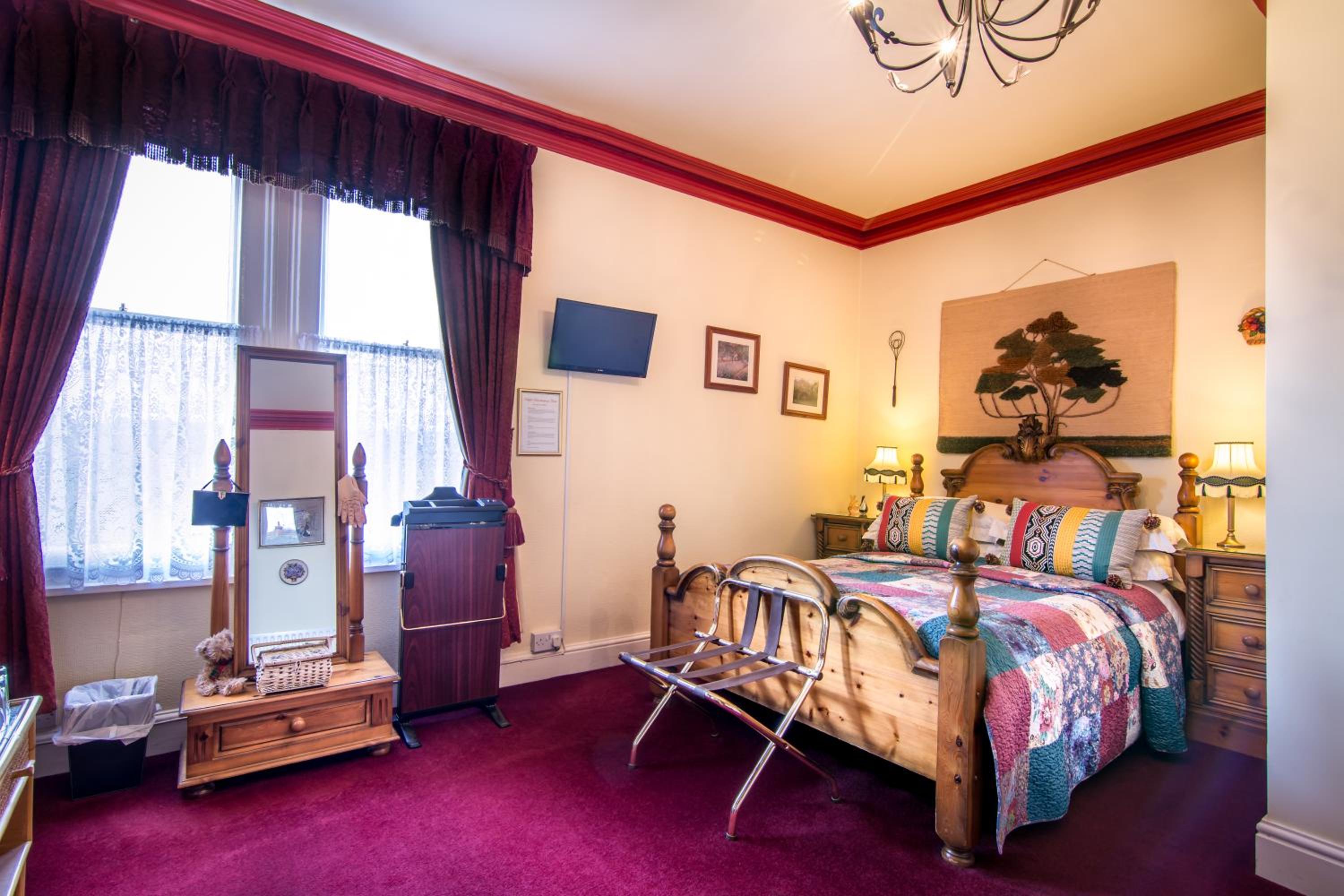 Creston Villa Guest House