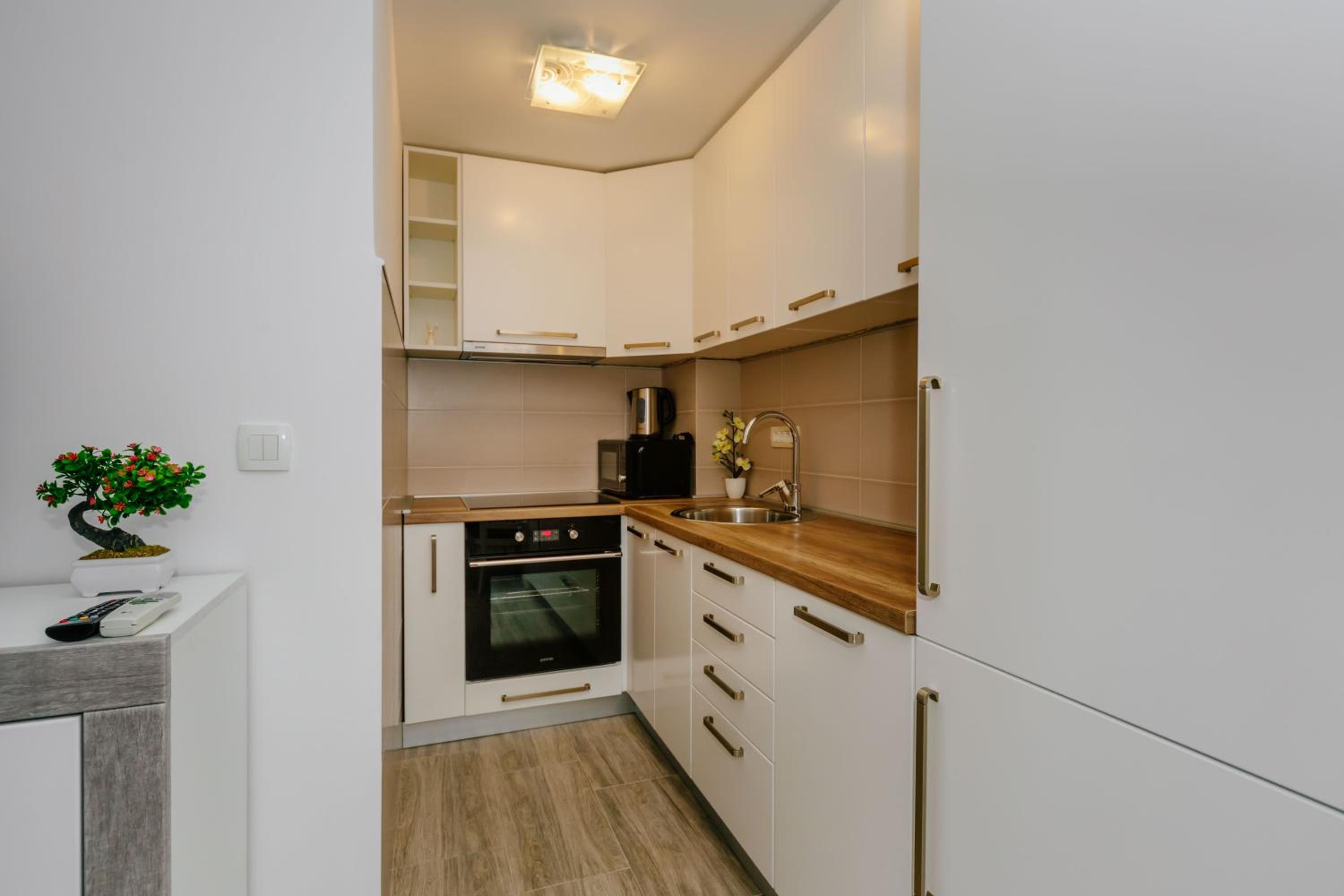 Opium Mar Apartments