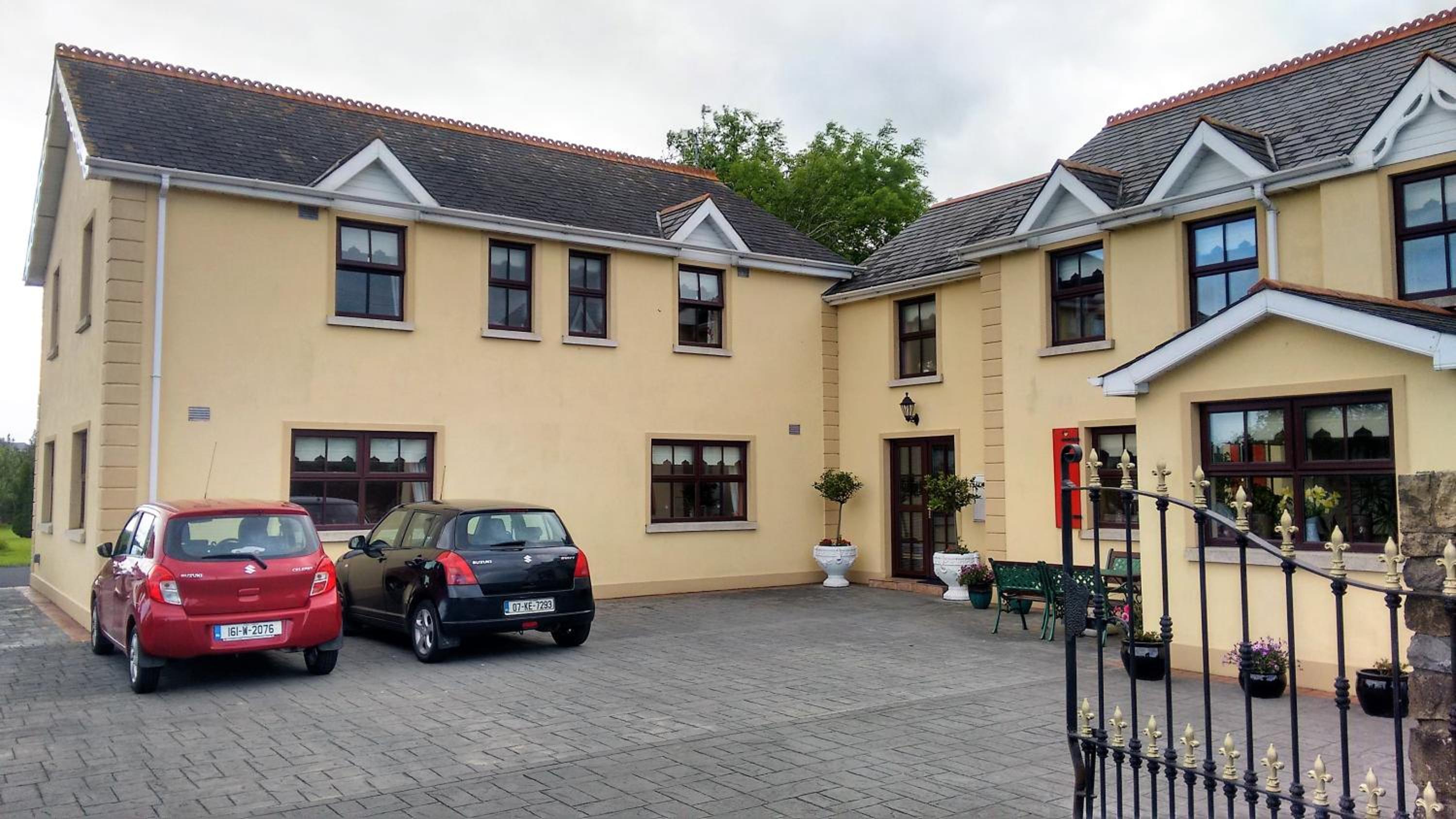 Waterford Vacations - Grannagh Castle House - Property Image 9