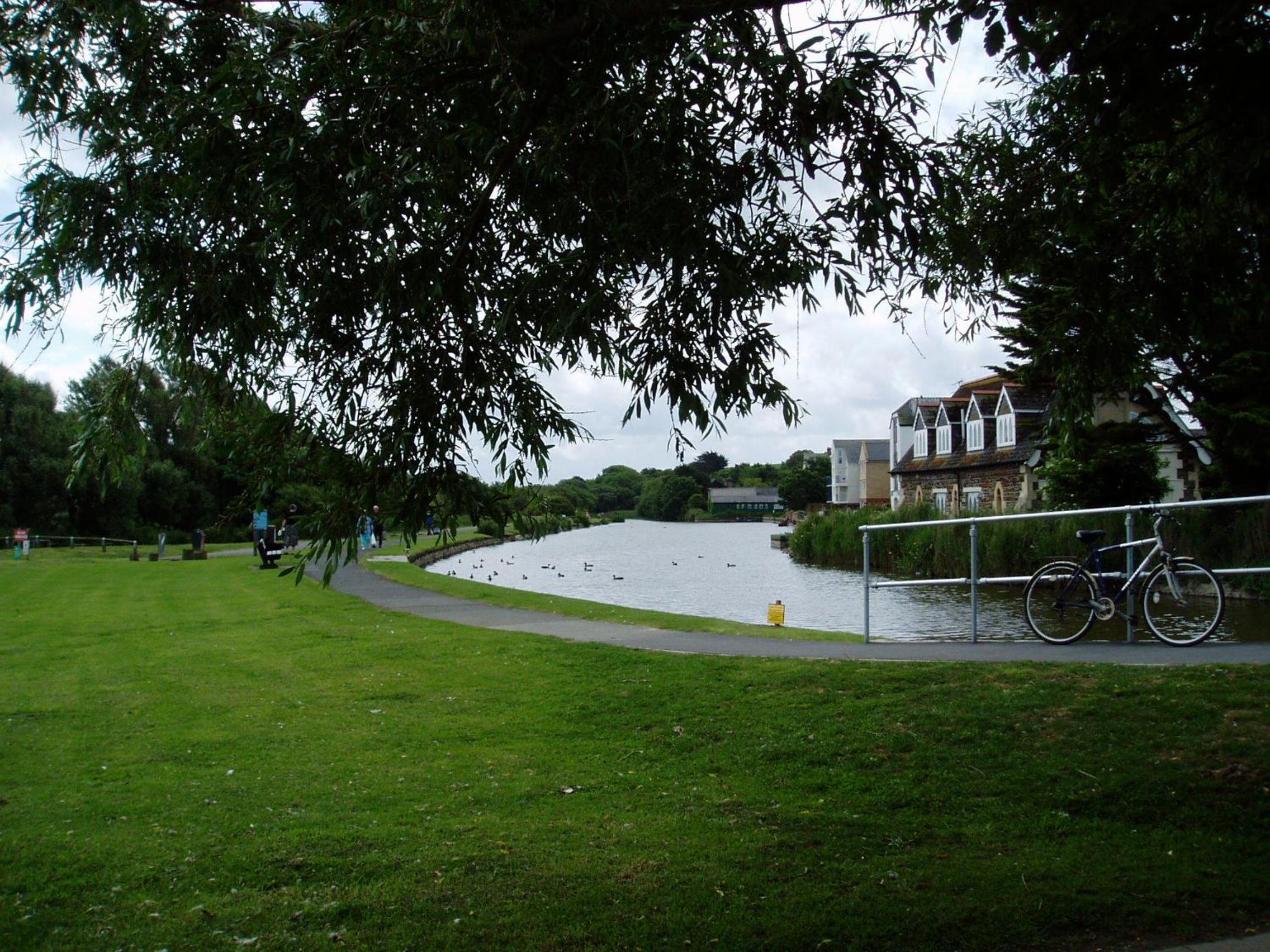 Photo 33