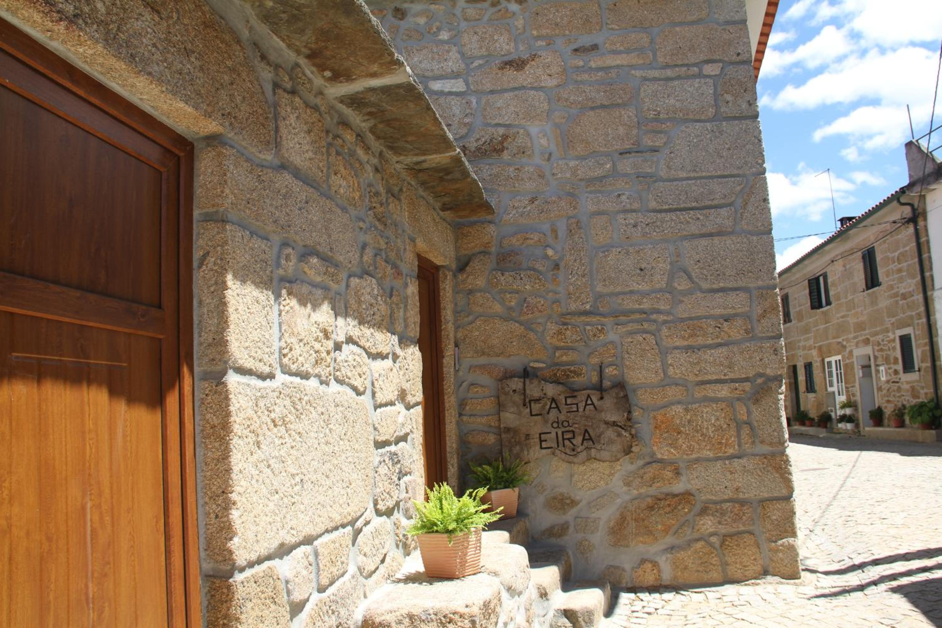 Alojamento Rural Casa da Eira view 2
