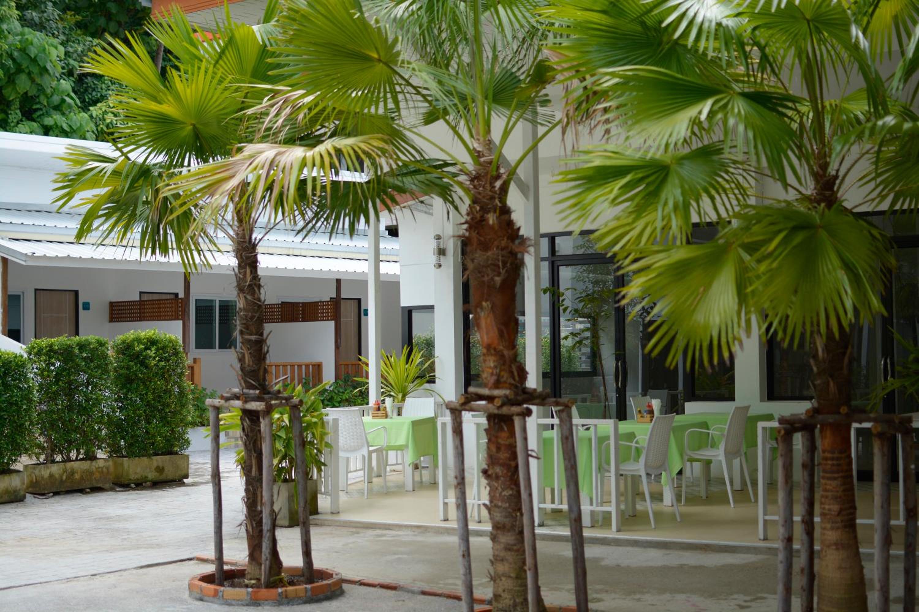 iRest Ao Nang Seafront