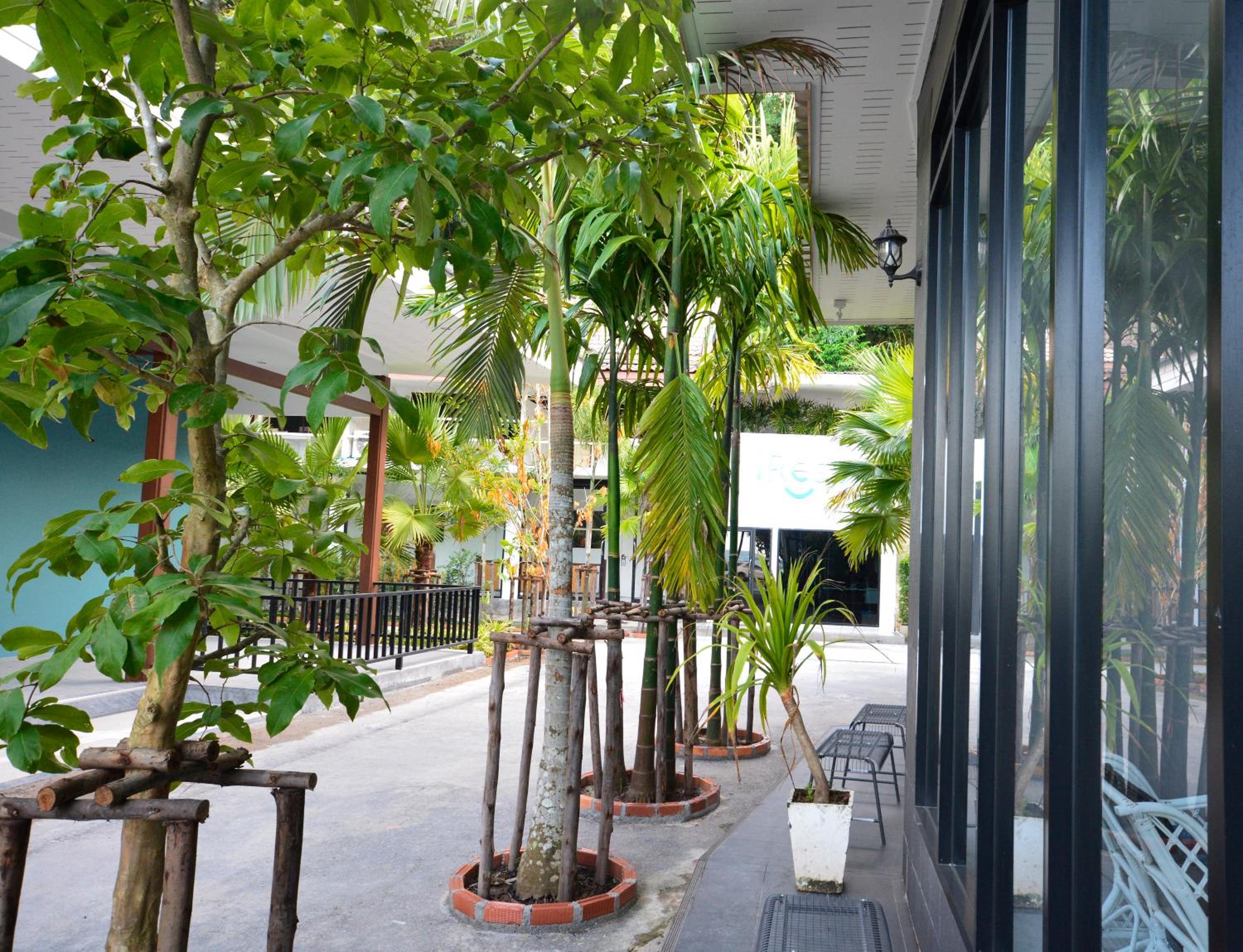 iRest Ao Nang Seafront