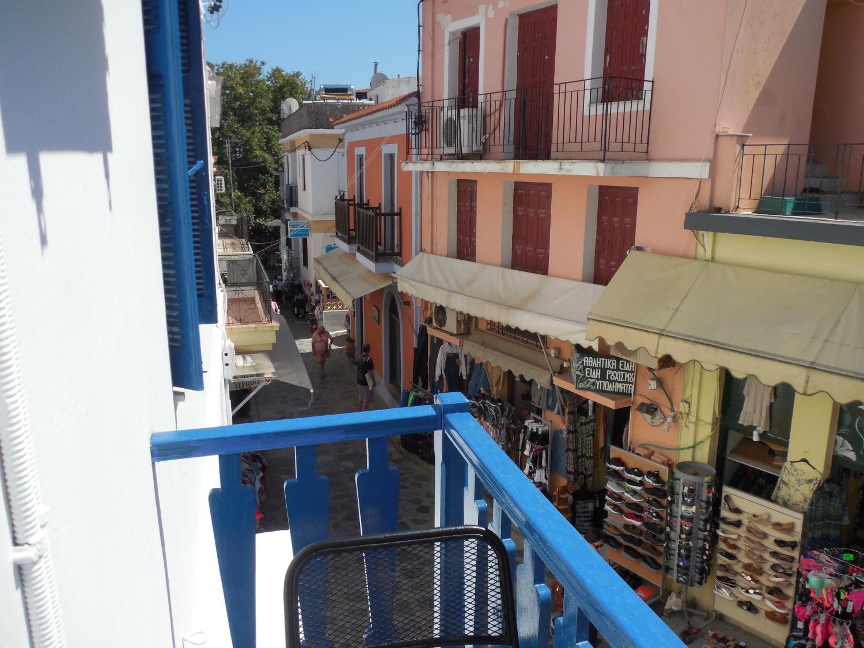 Adonis Rooms photo 2