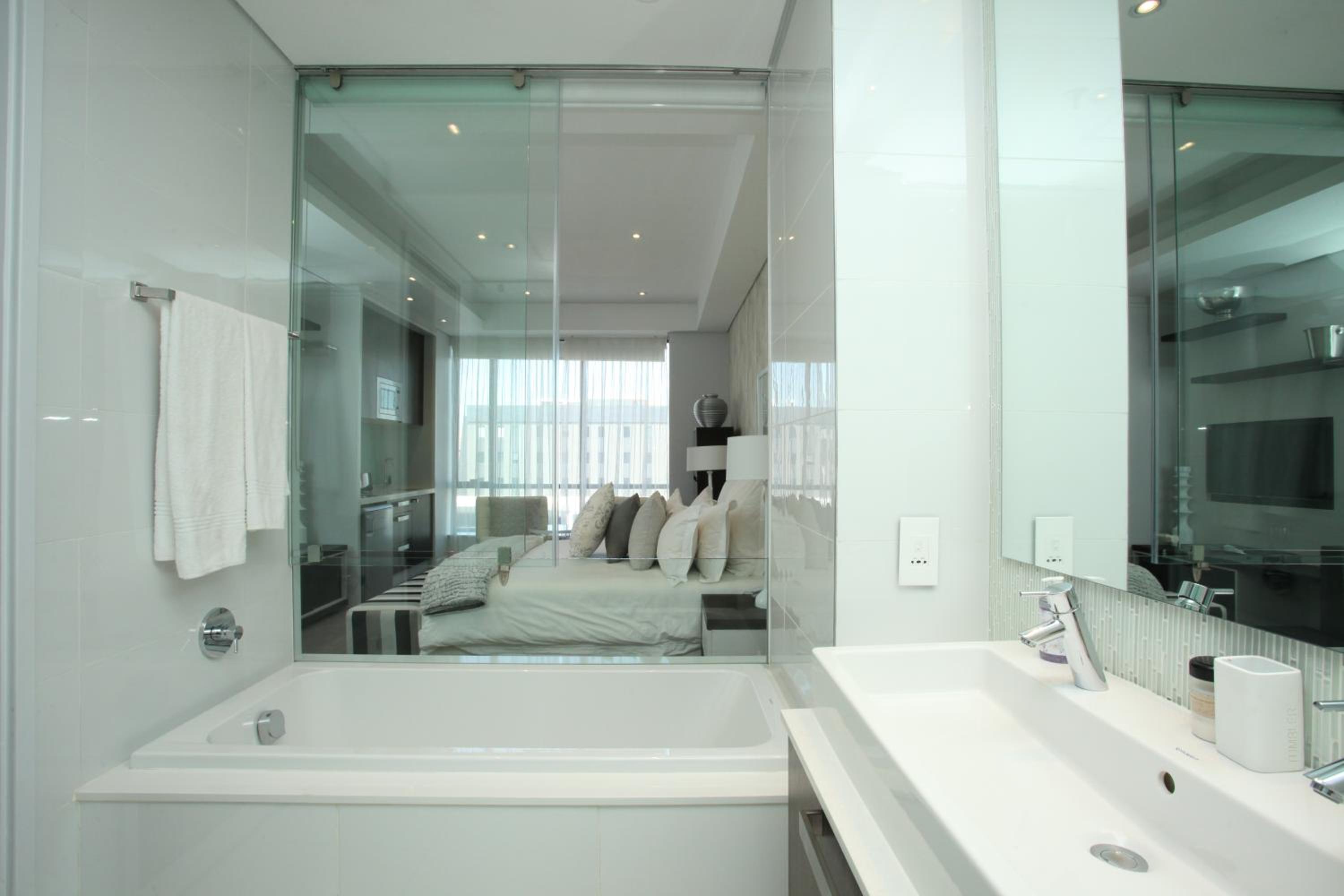 Luxury @ Sandton Skye