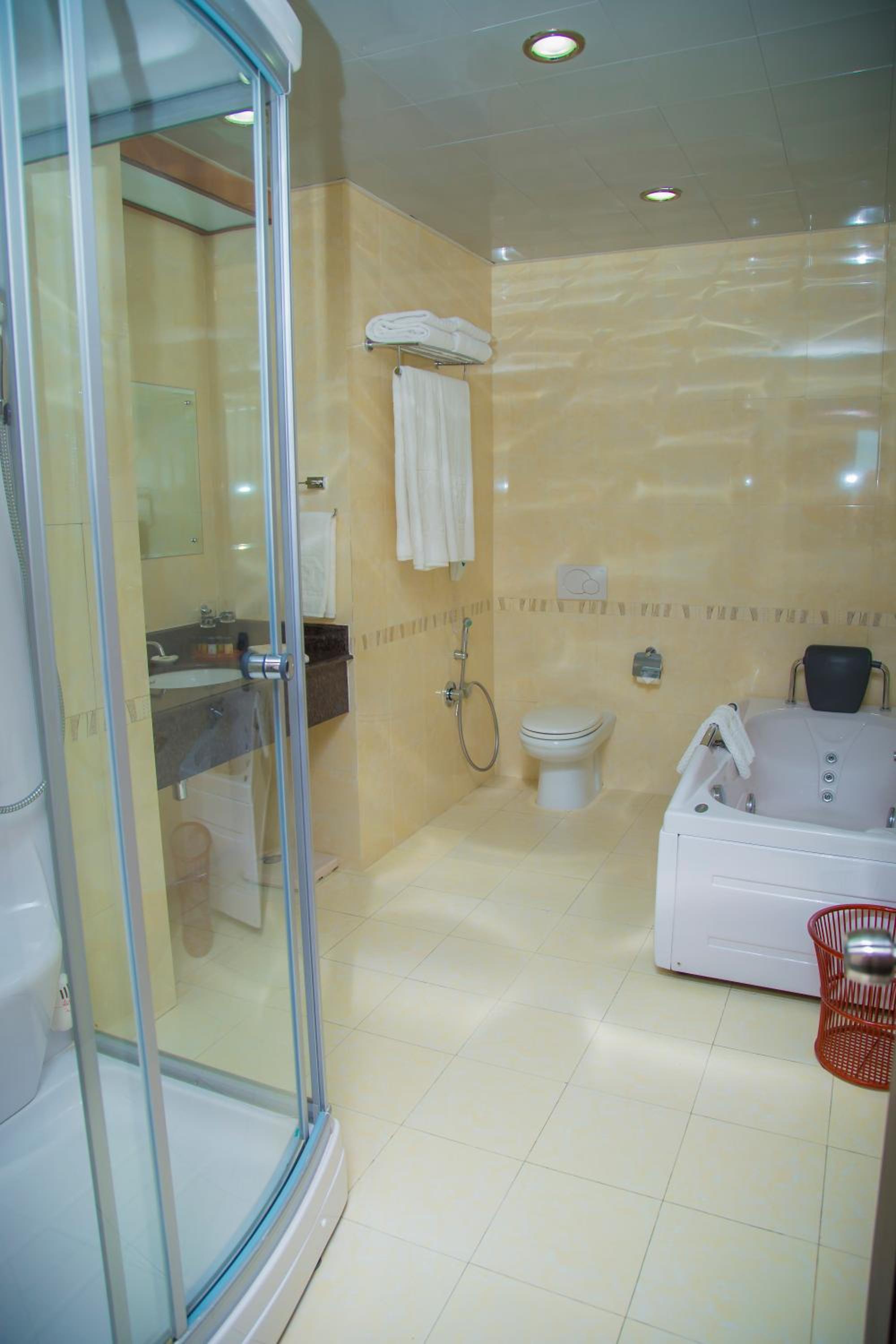 Golden Coast Hotel