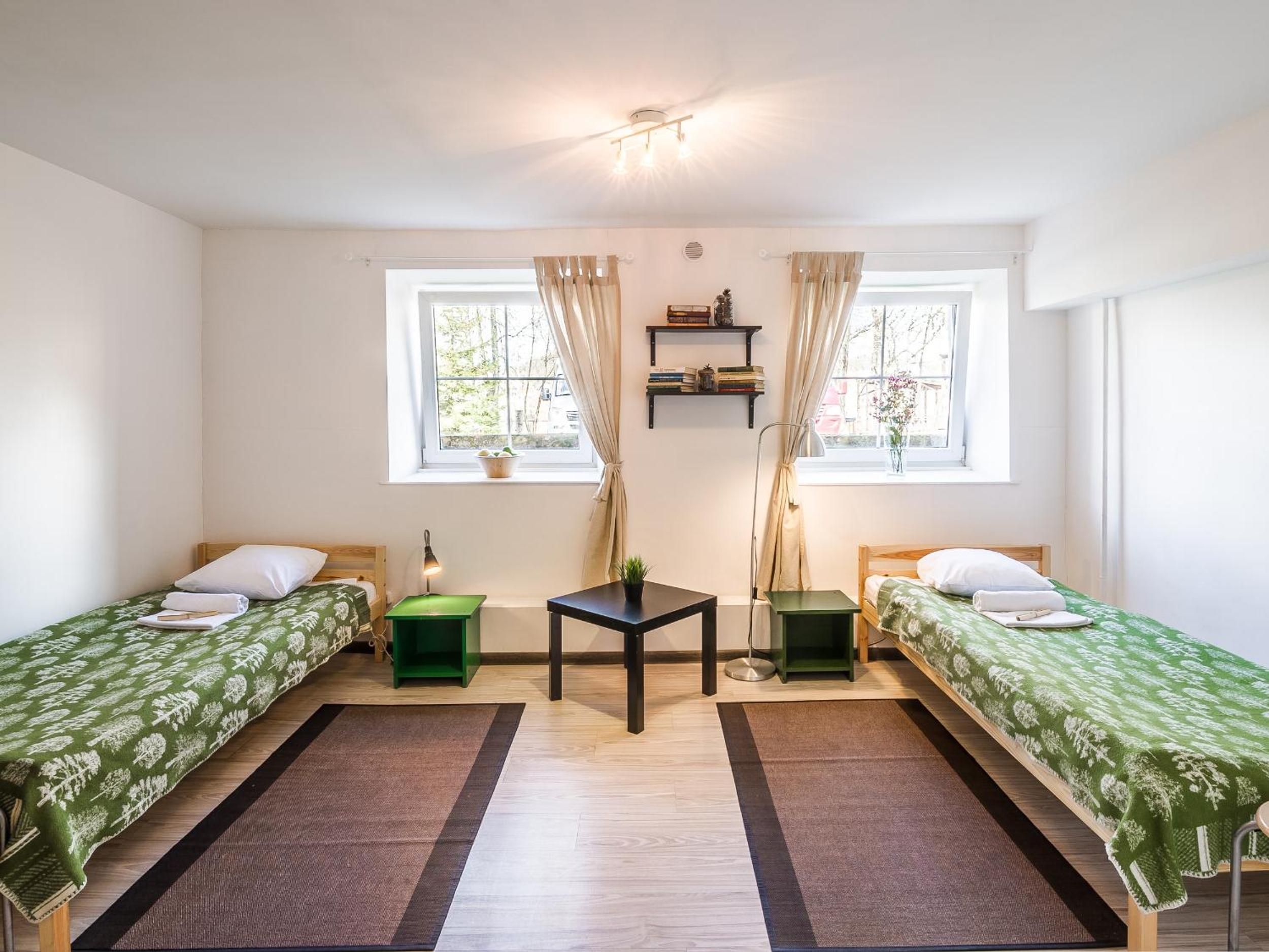 Downtown Forest Hostel & Camping