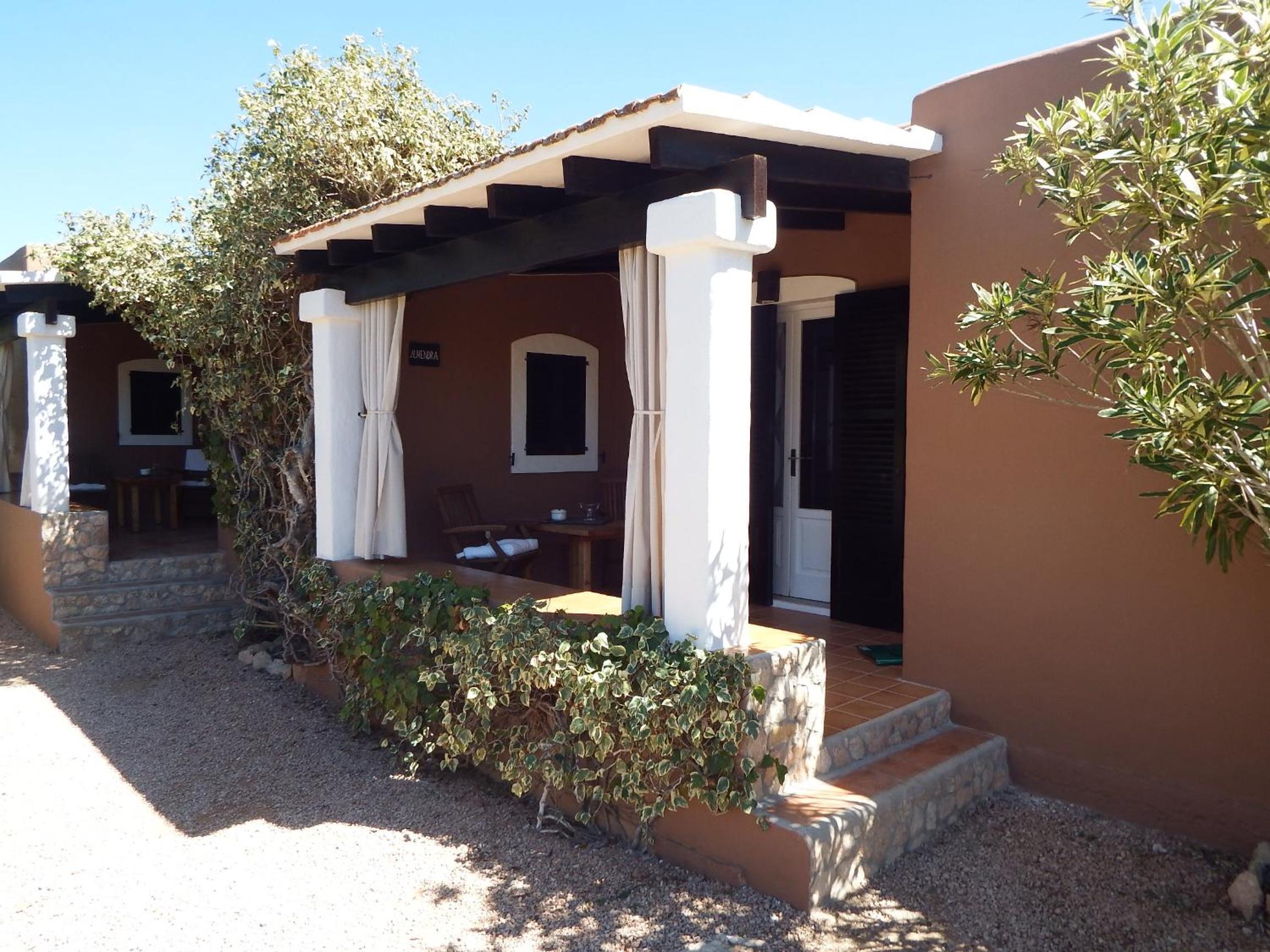 Bungalows Sa Sargantana view 2