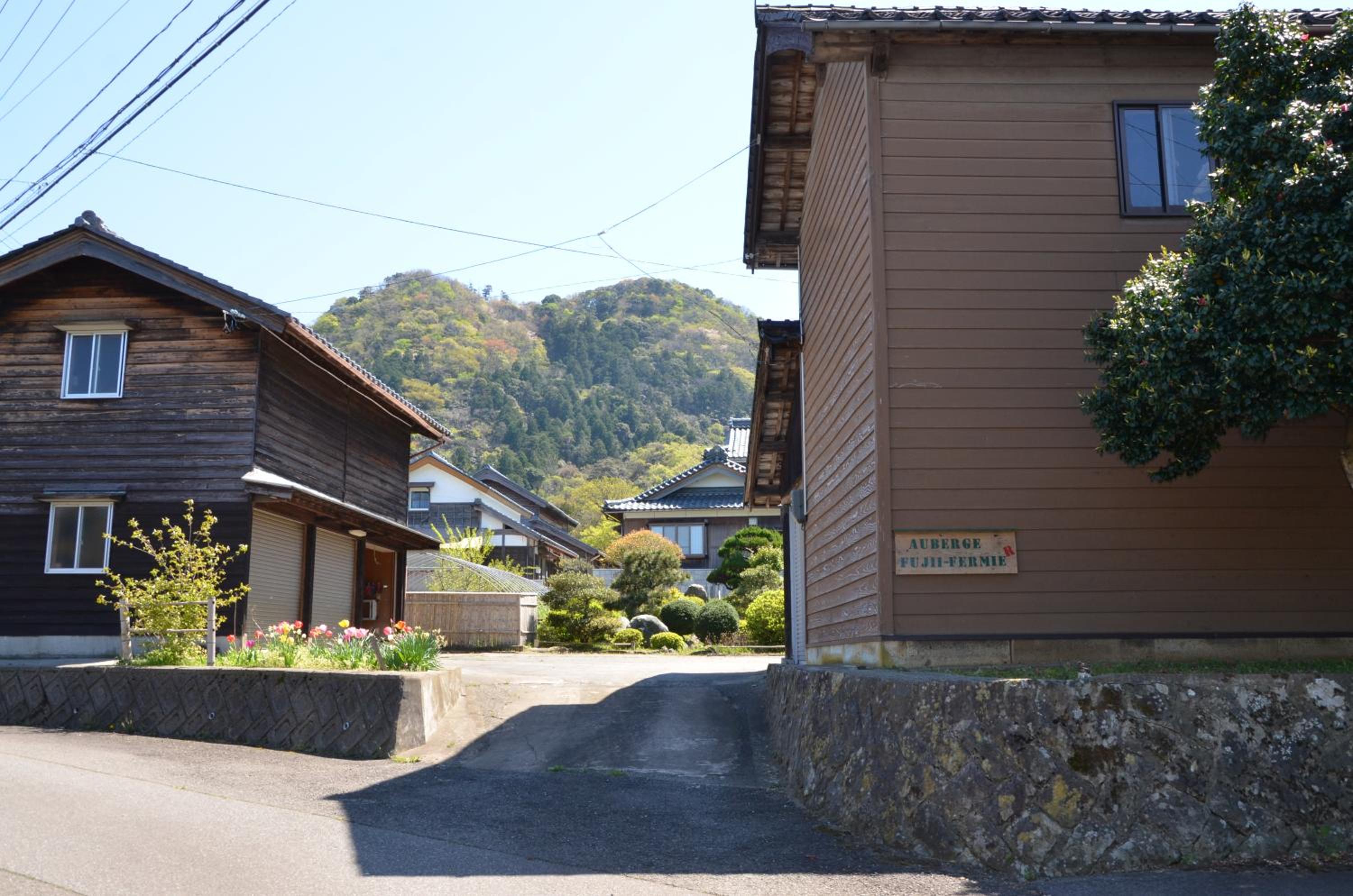 Auberge Fujii Fermier view 3
