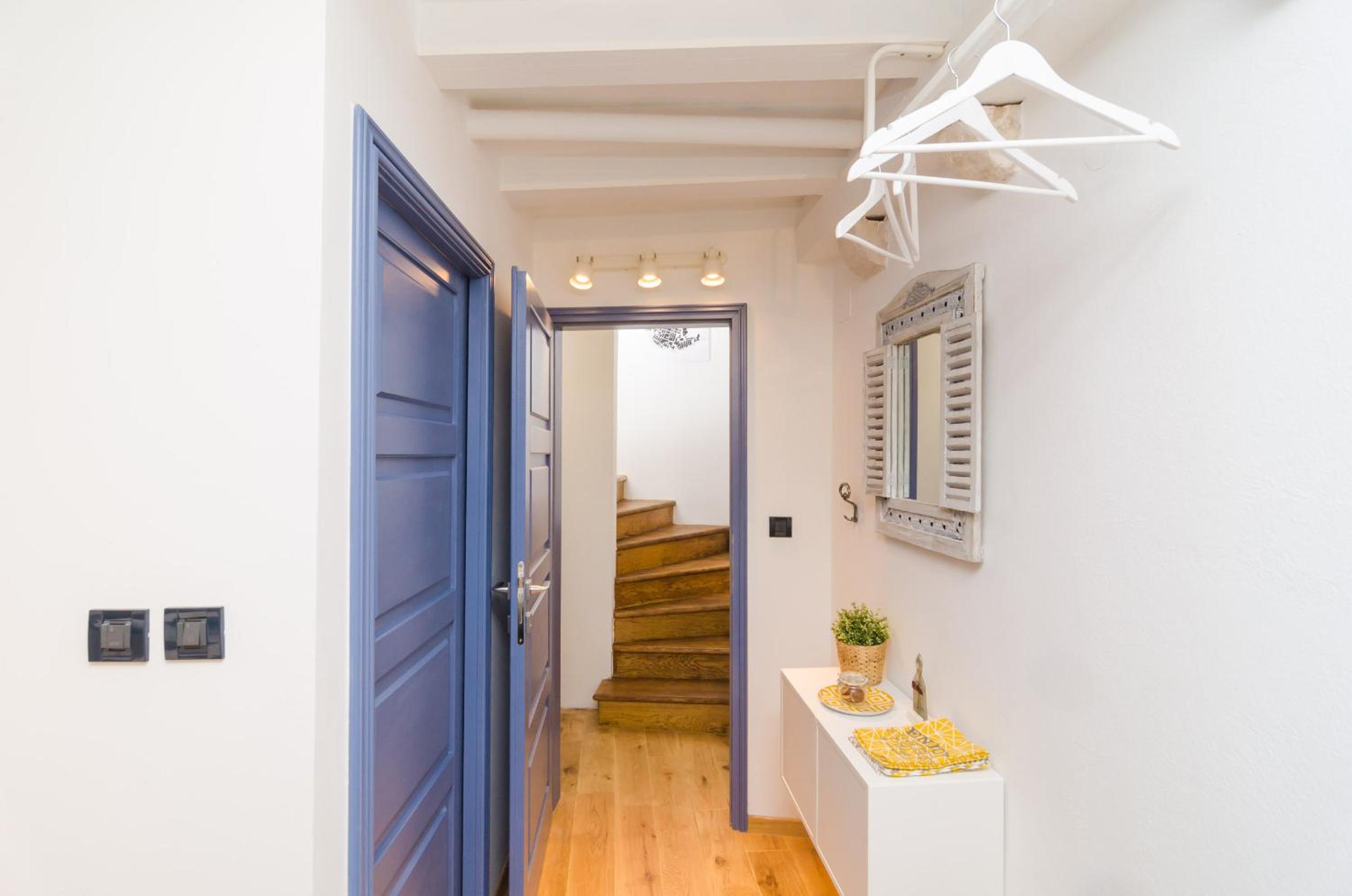 ART HOME ARTHUR by DuHomes