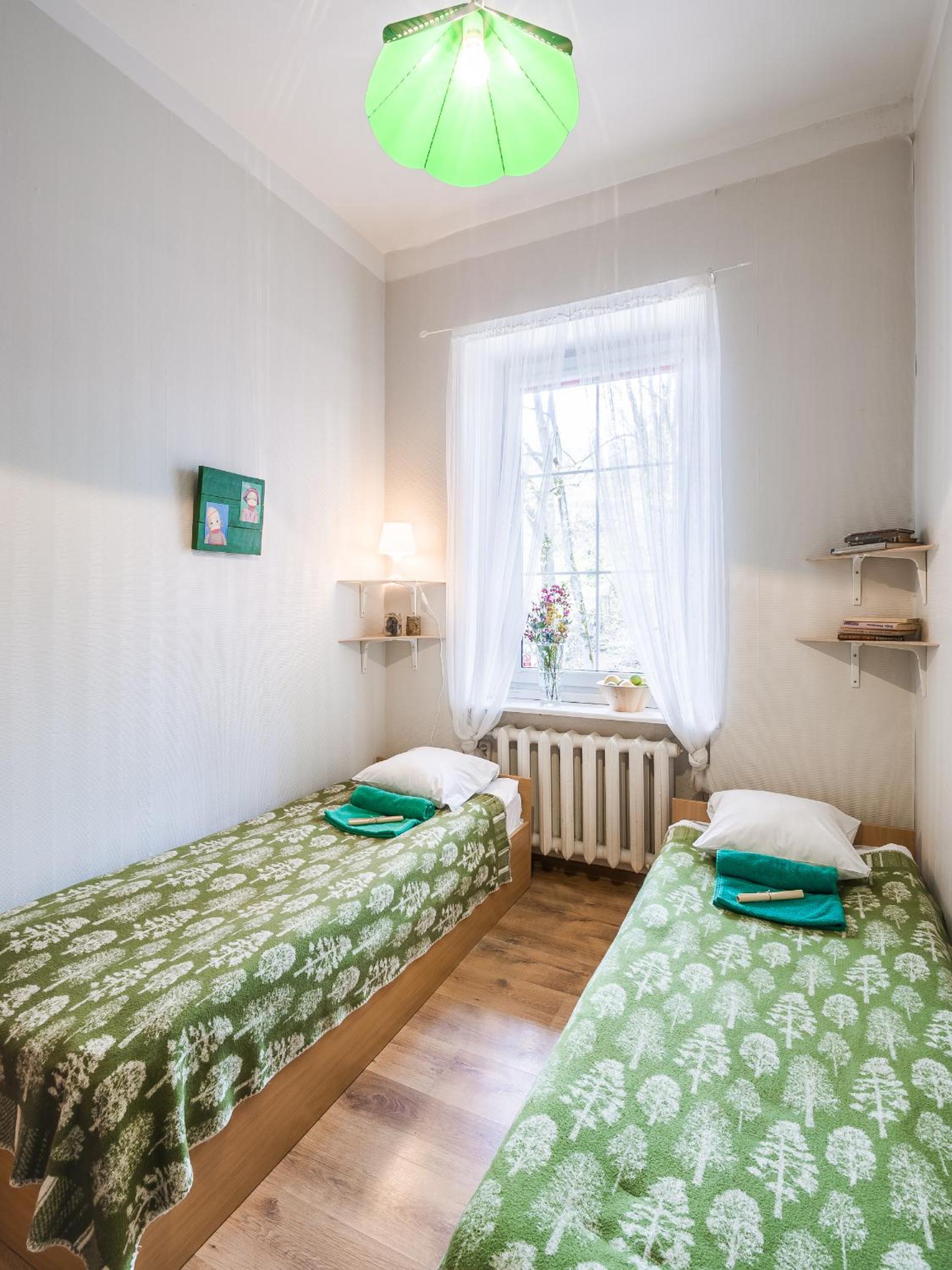Downtown Forest Hostel & Camping