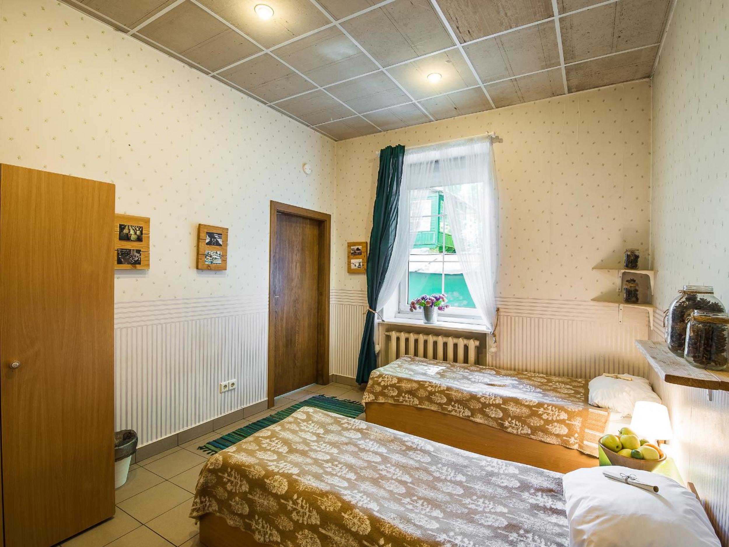 Downtown Forest Hostel & Camping