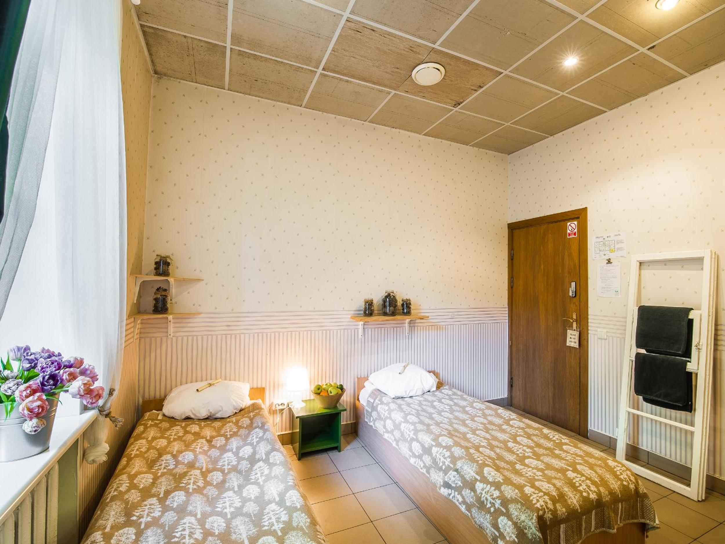 Downtown Forest Hostel & Camping