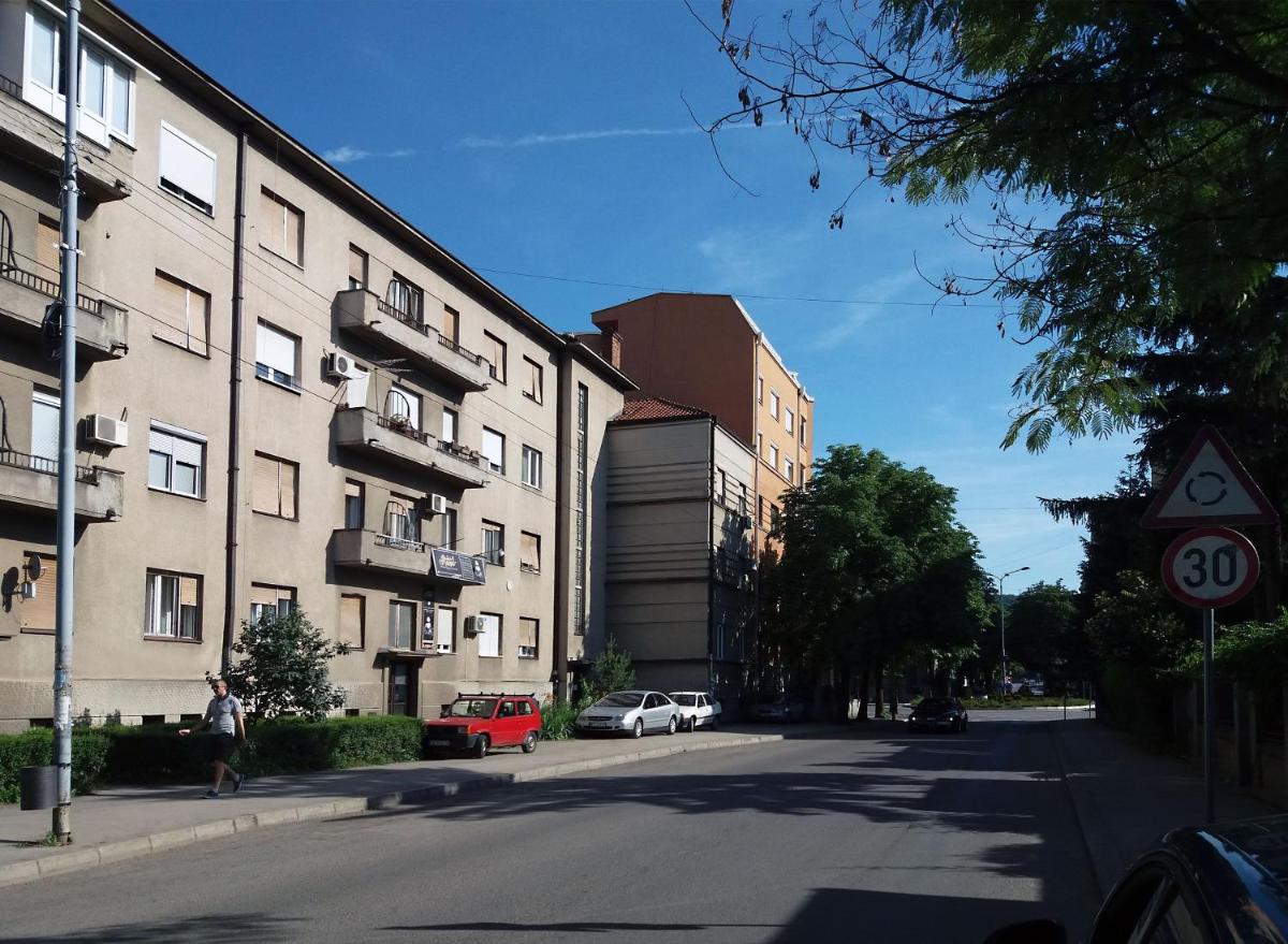 Photo 18