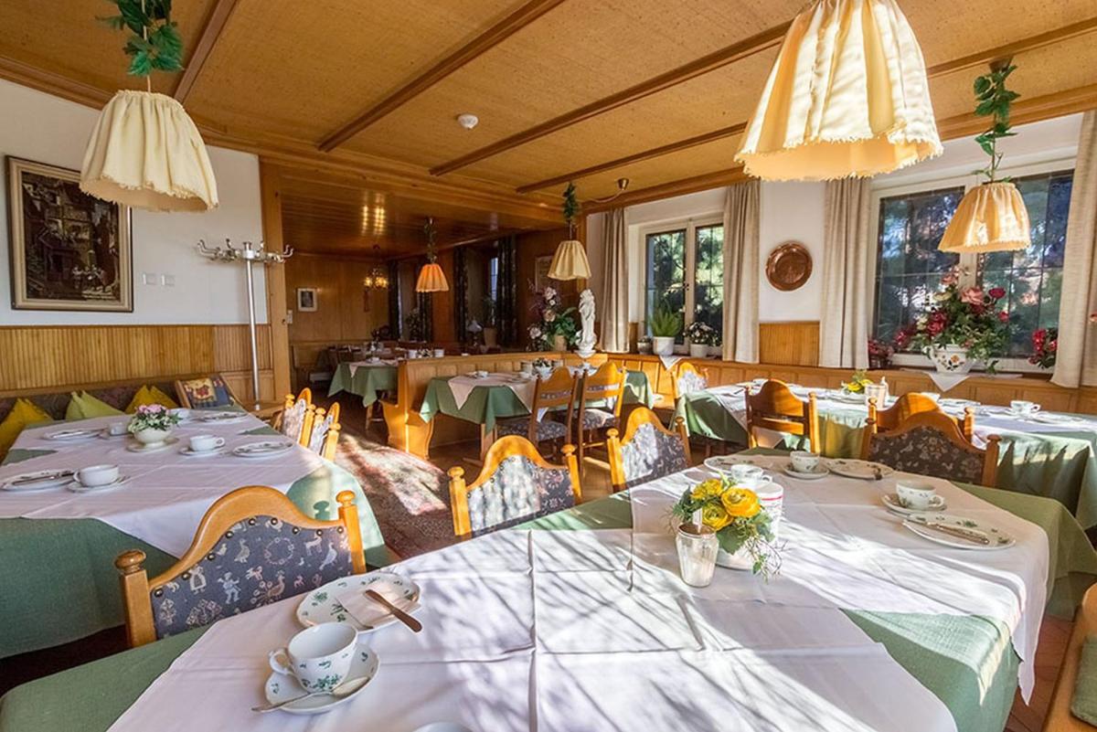 restaurant